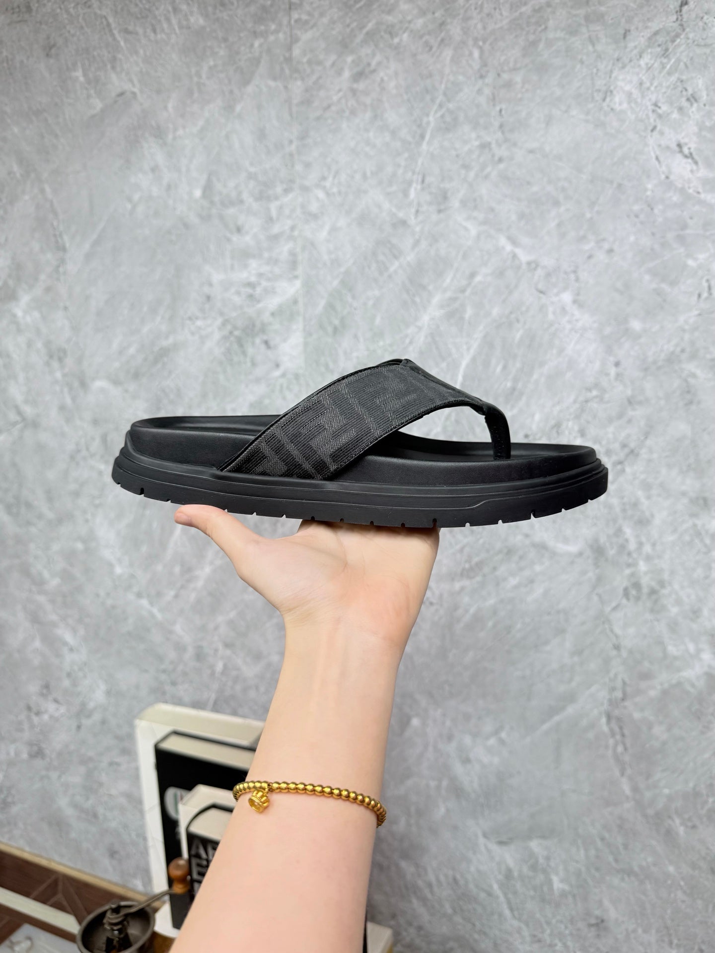 LuxluxHouse Best Quality Sandals Fendi