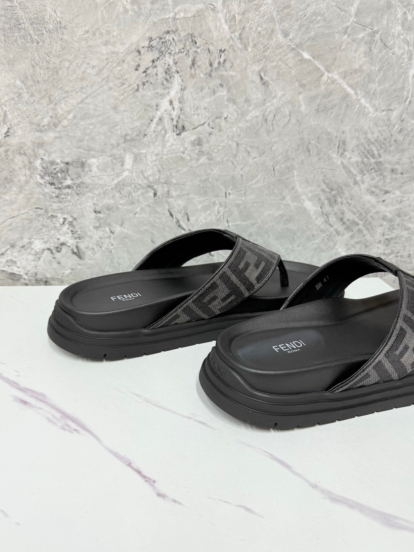 LuxluxHouse Best Quality Sandals Fendi