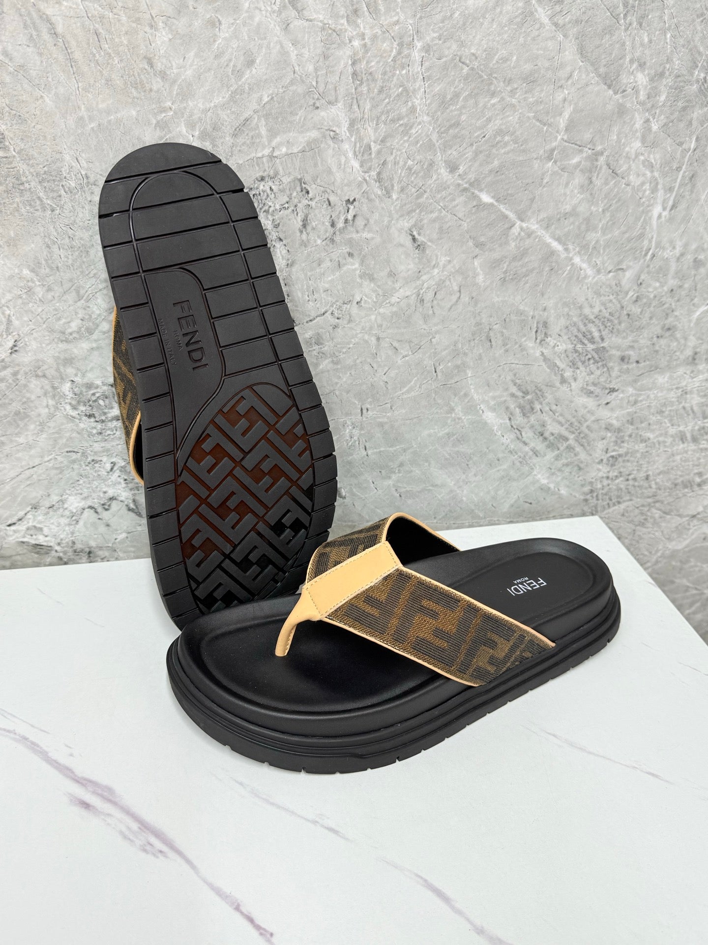LuxluxHouse Best Quality Sandals Fendi