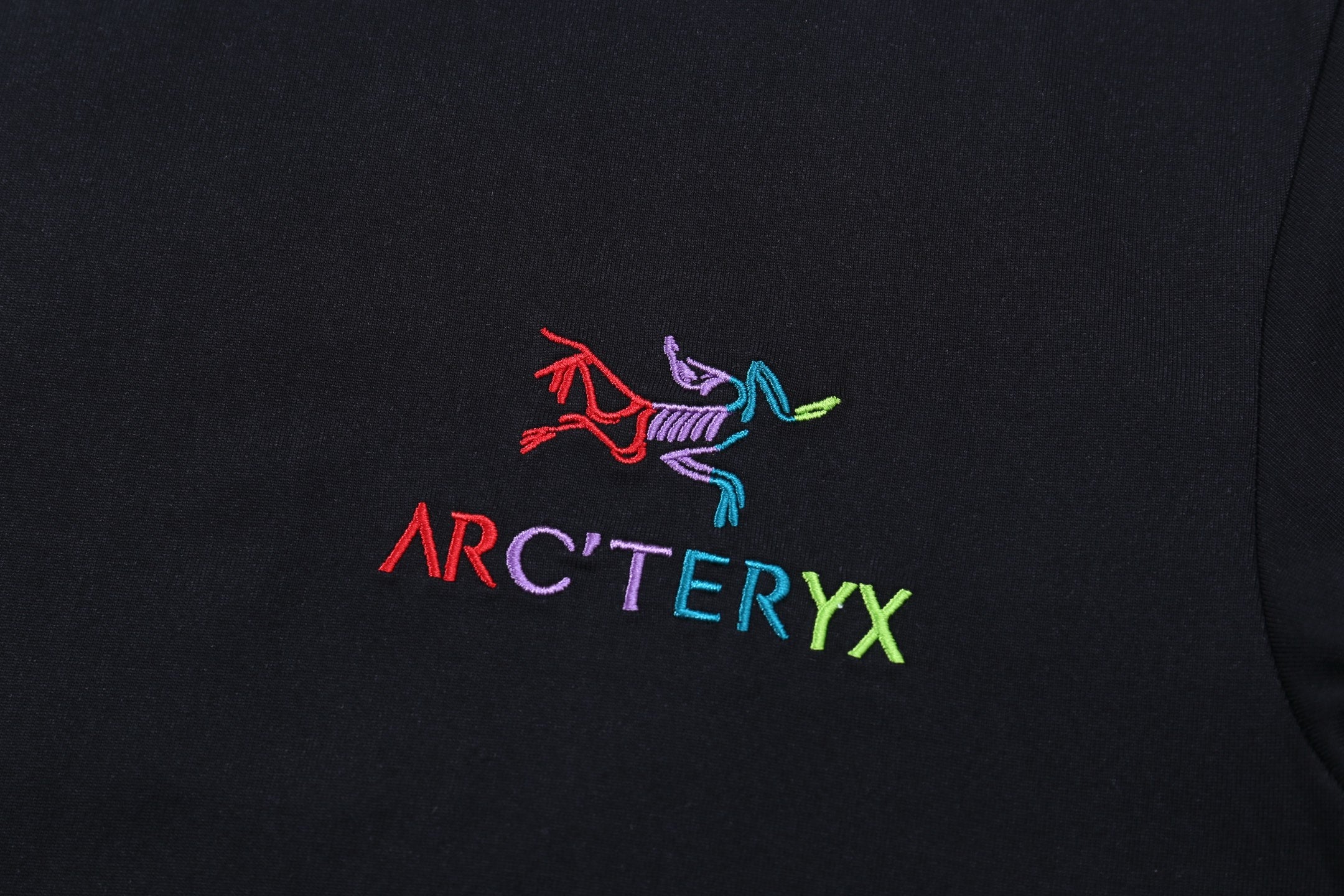 LuxluxHouse Best Quality Clothes T-shirt Arcteryx