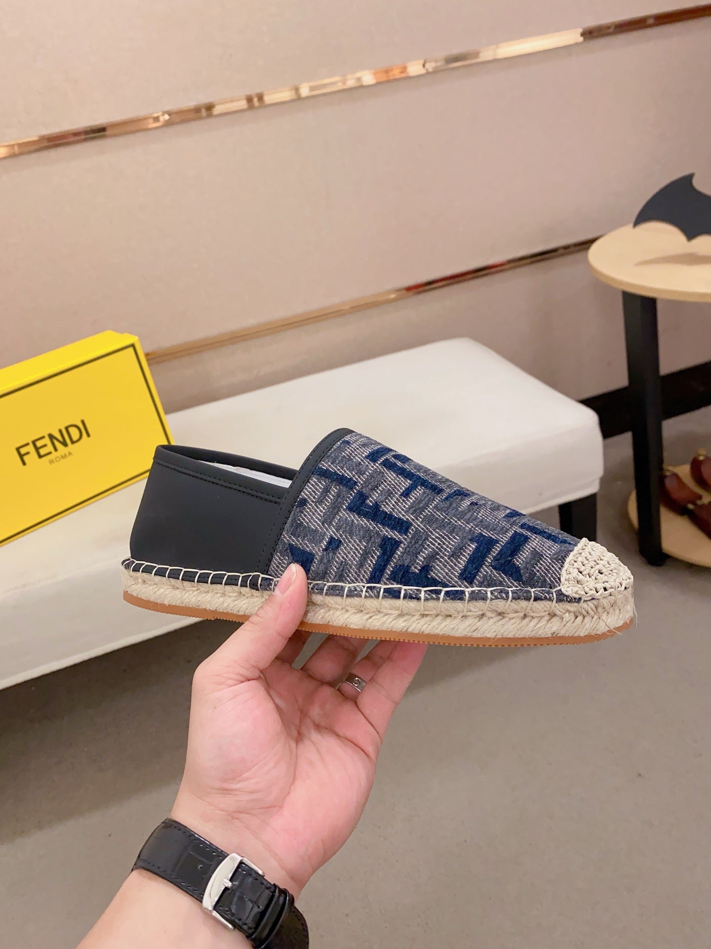 LuxluxHouse Best Quality Shoes Fendi