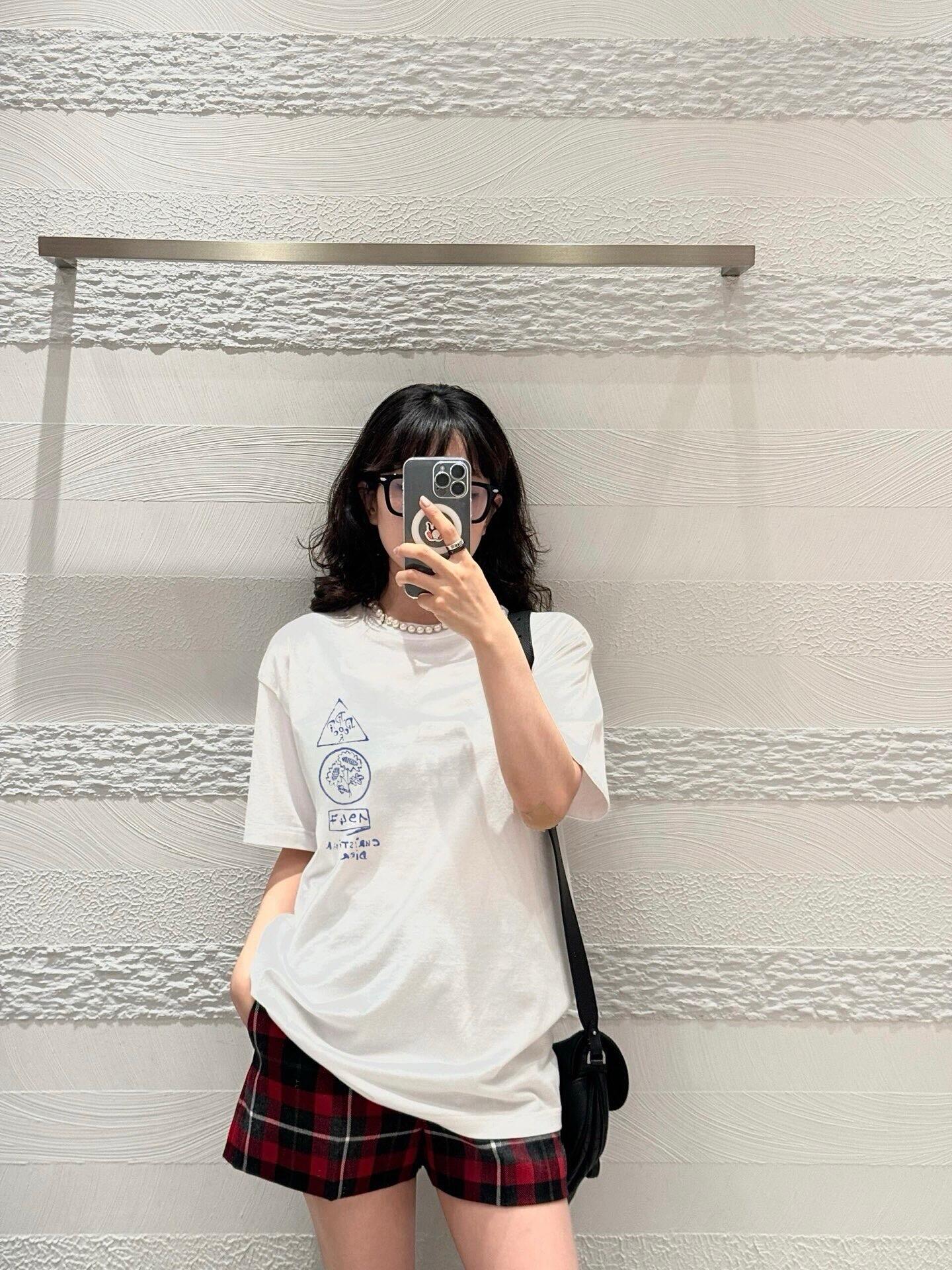 LuxluxHouse Best Quality Clothes T-shirt Dior