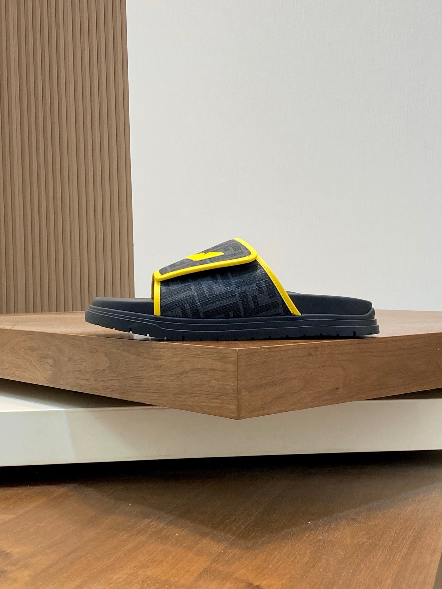 LuxluxHouse Best Quality Sandals Fendi