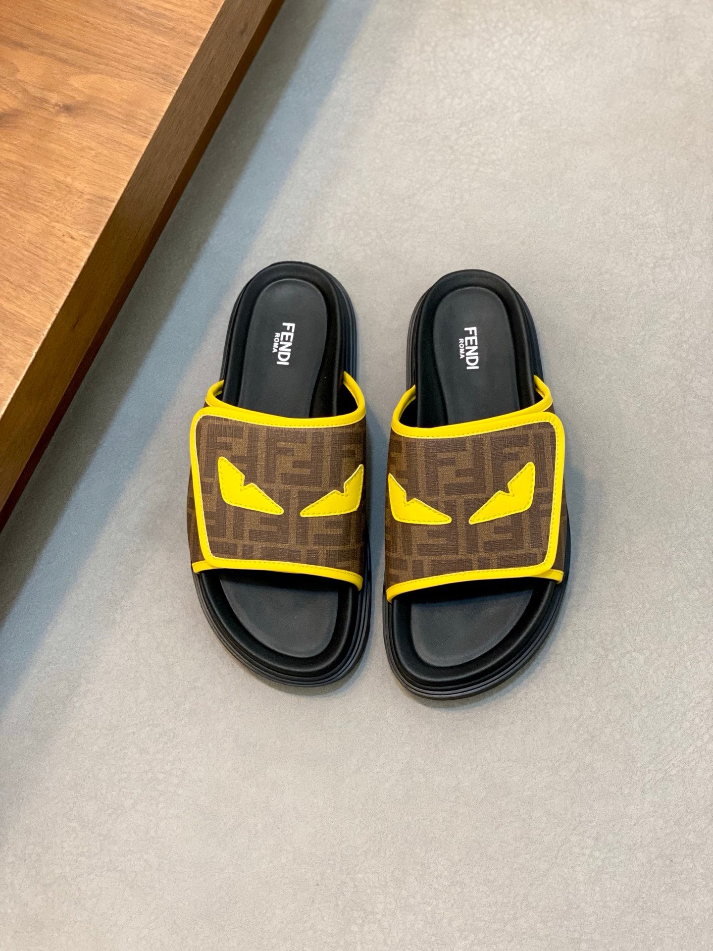 LuxluxHouse Best Quality Sandals Fendi