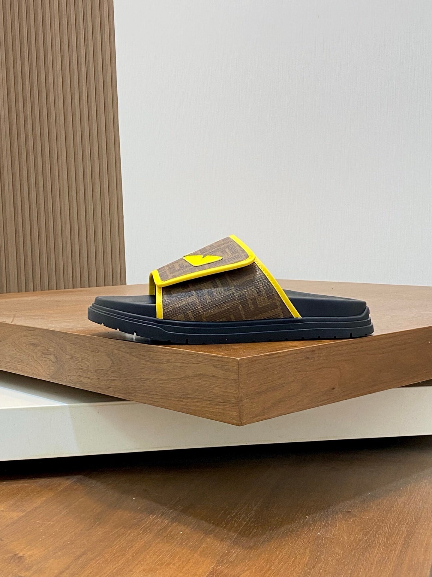 LuxluxHouse Best Quality Sandals Fendi