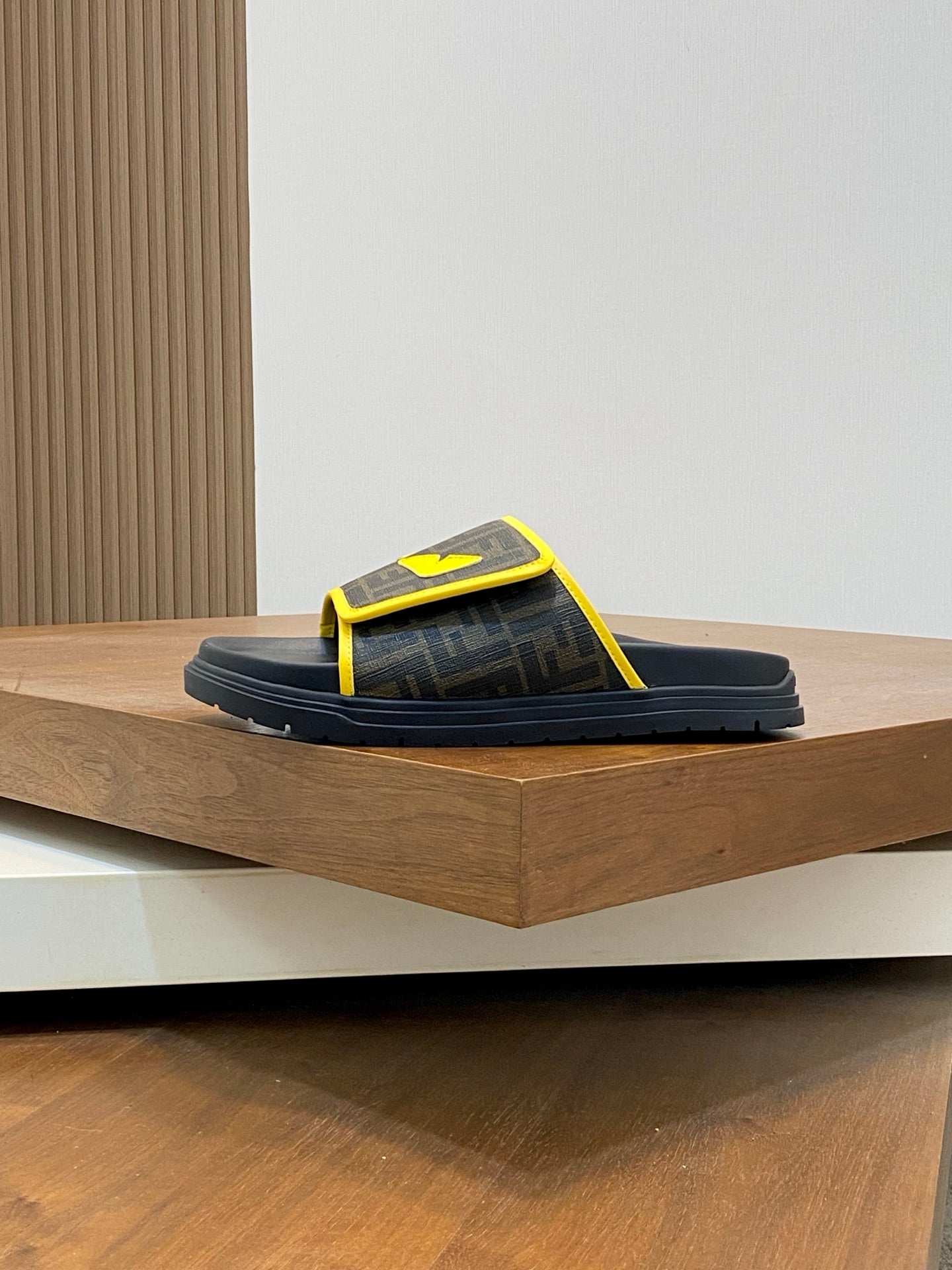 LuxluxHouse Best Quality Sandals Fendi