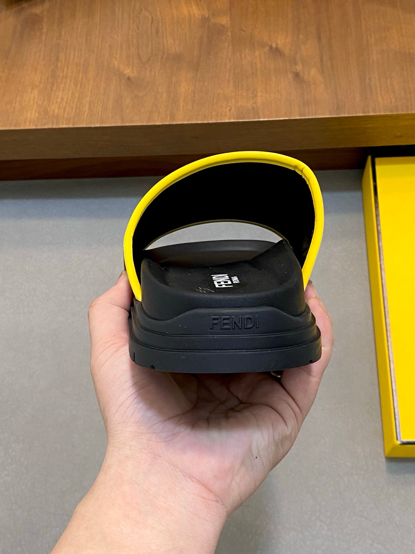 LuxluxHouse Best Quality Sandals Fendi