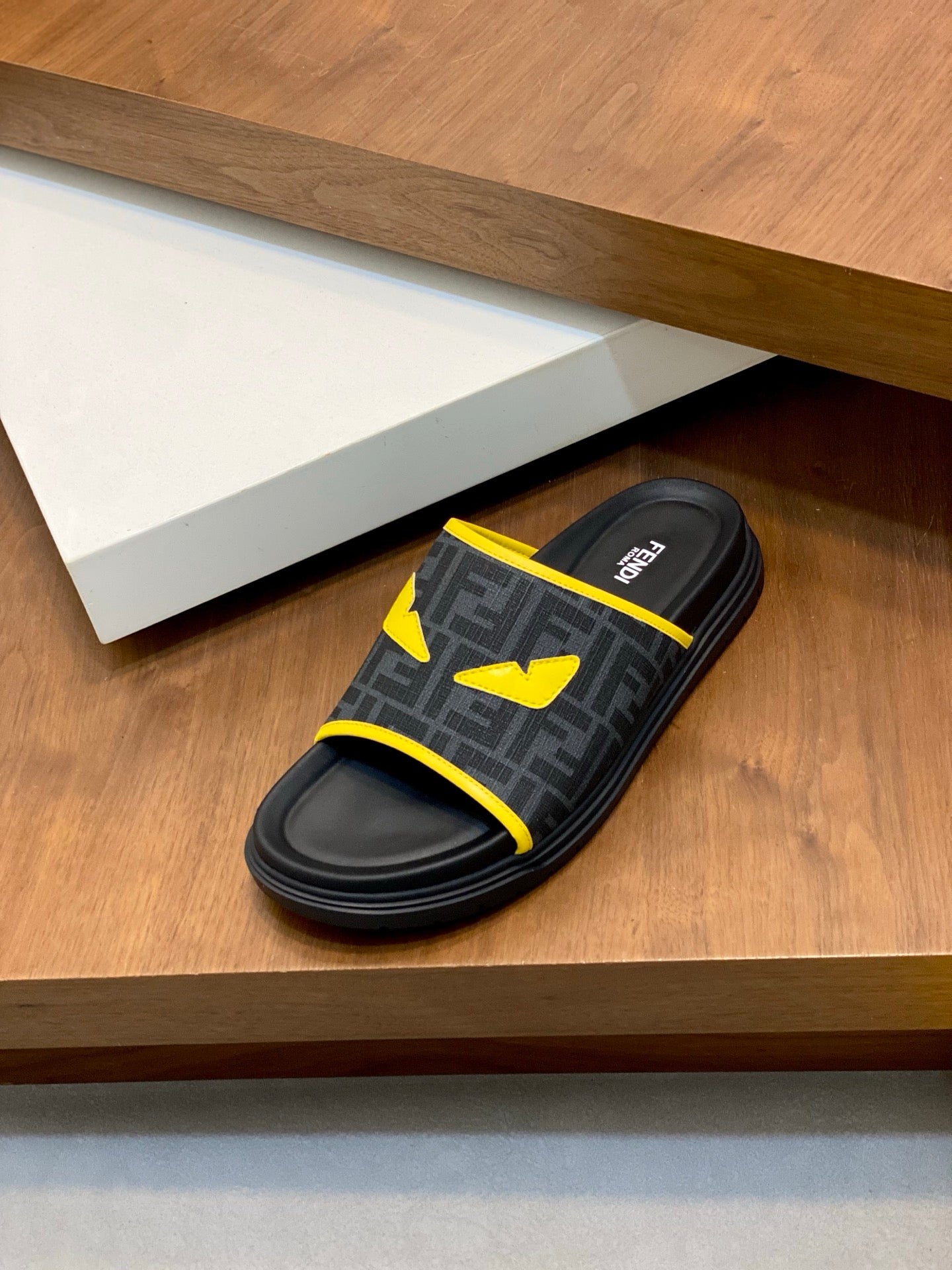 LuxluxHouse Best Quality Sandals Fendi