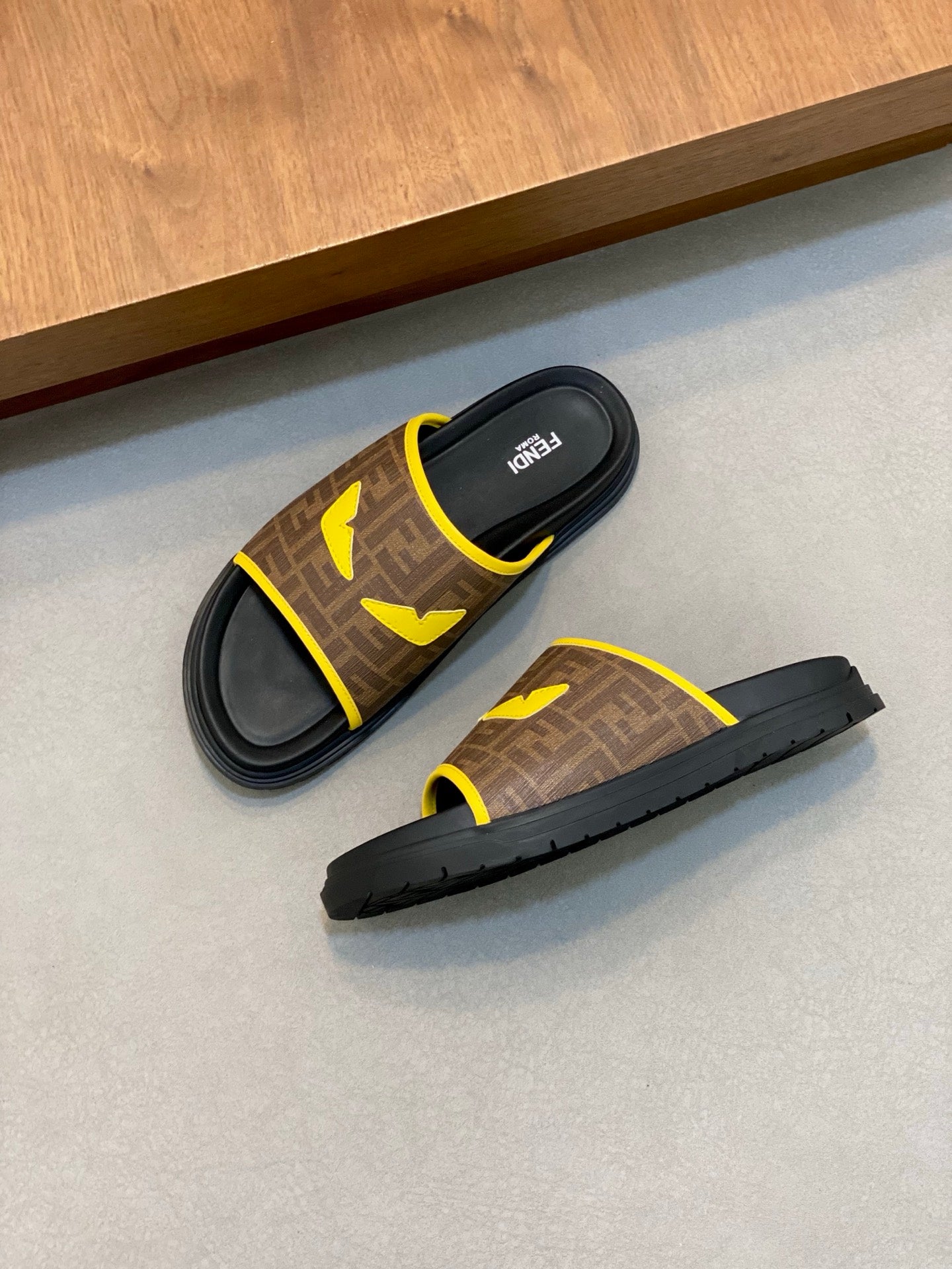 LuxluxHouse Best Quality Sandals Fendi