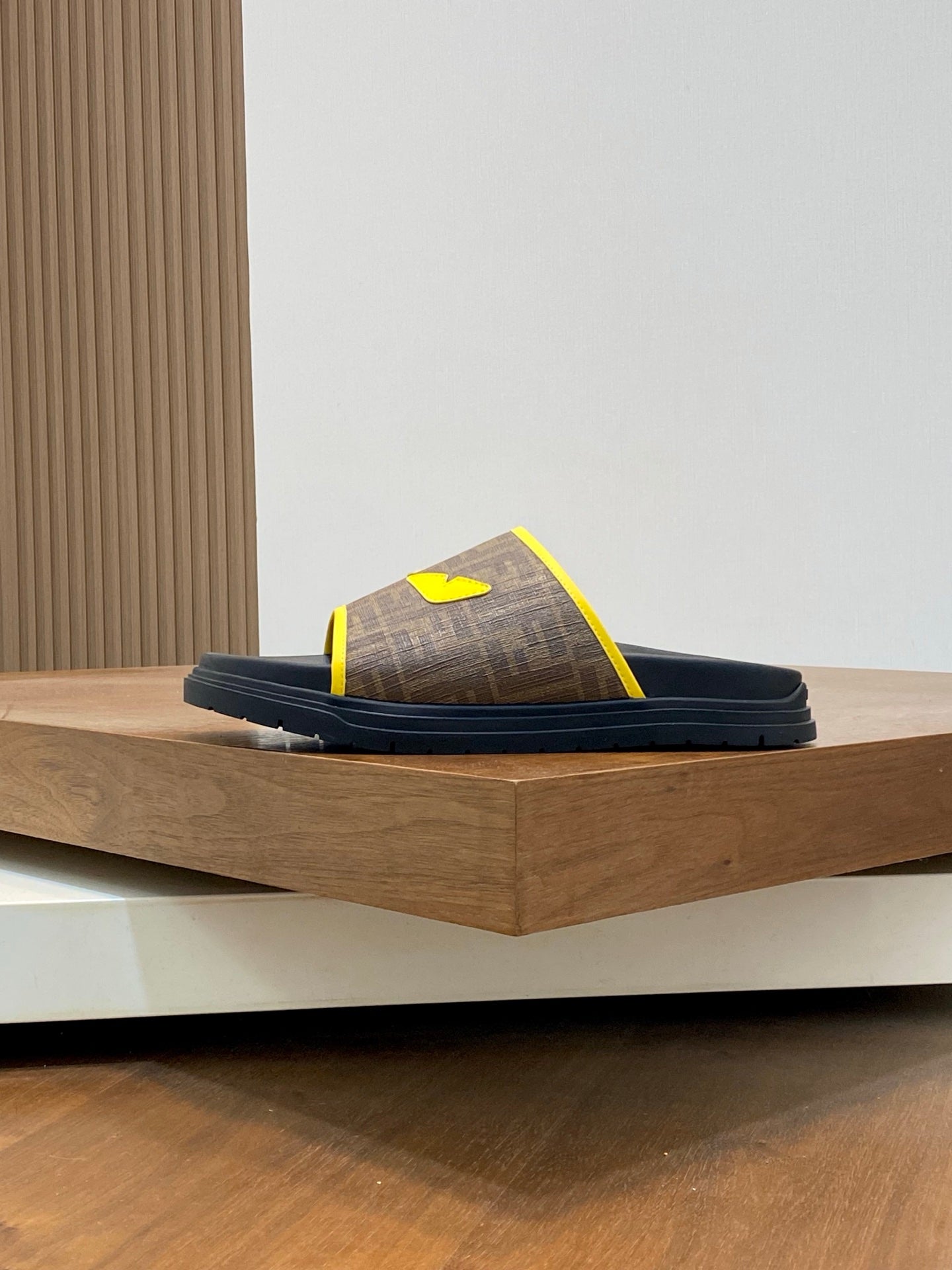 LuxluxHouse Best Quality Sandals Fendi