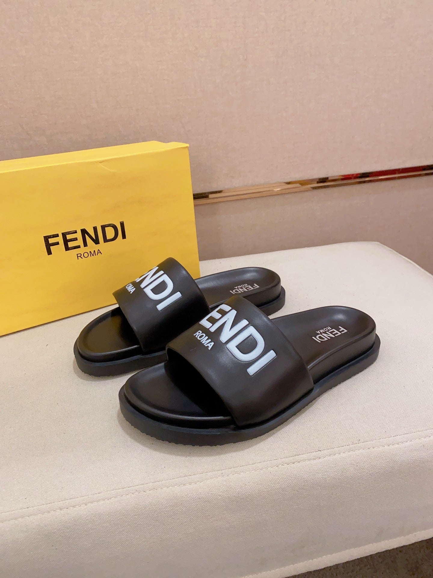 LuxluxHouse Best Quality Sandals Fendi