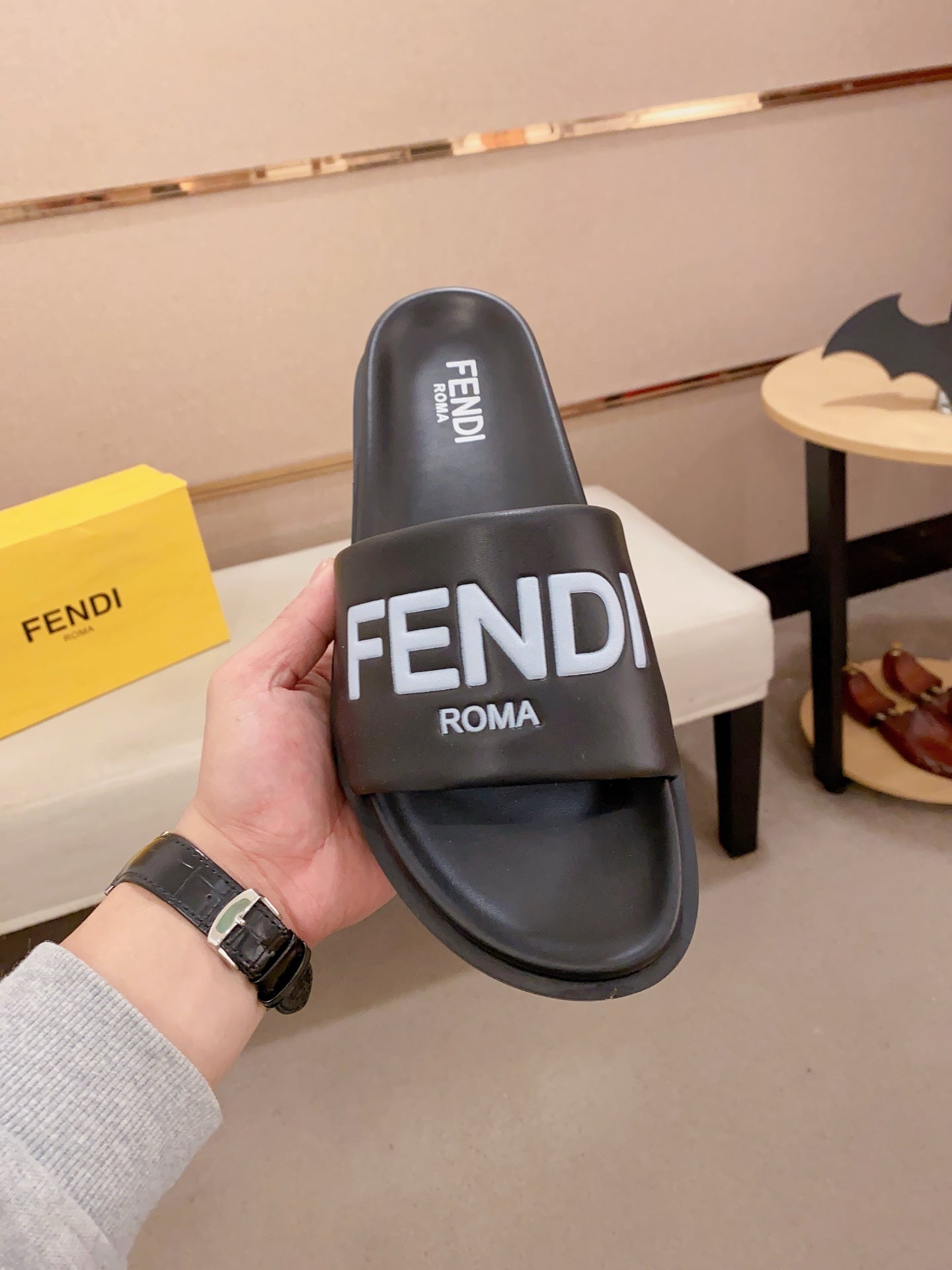 LuxluxHouse Best Quality Sandals Fendi