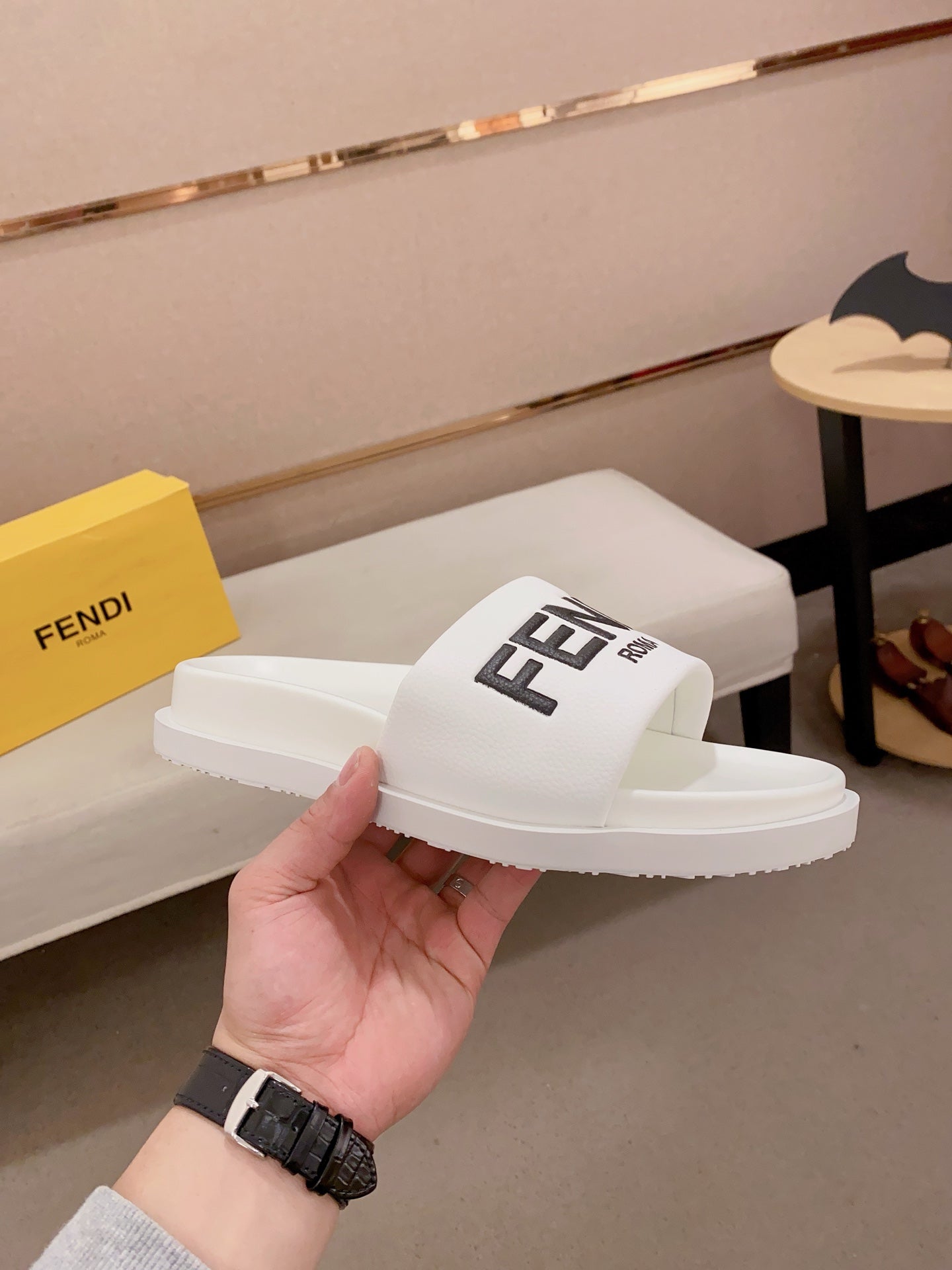 LuxluxHouse Best Quality Sandals Fendi