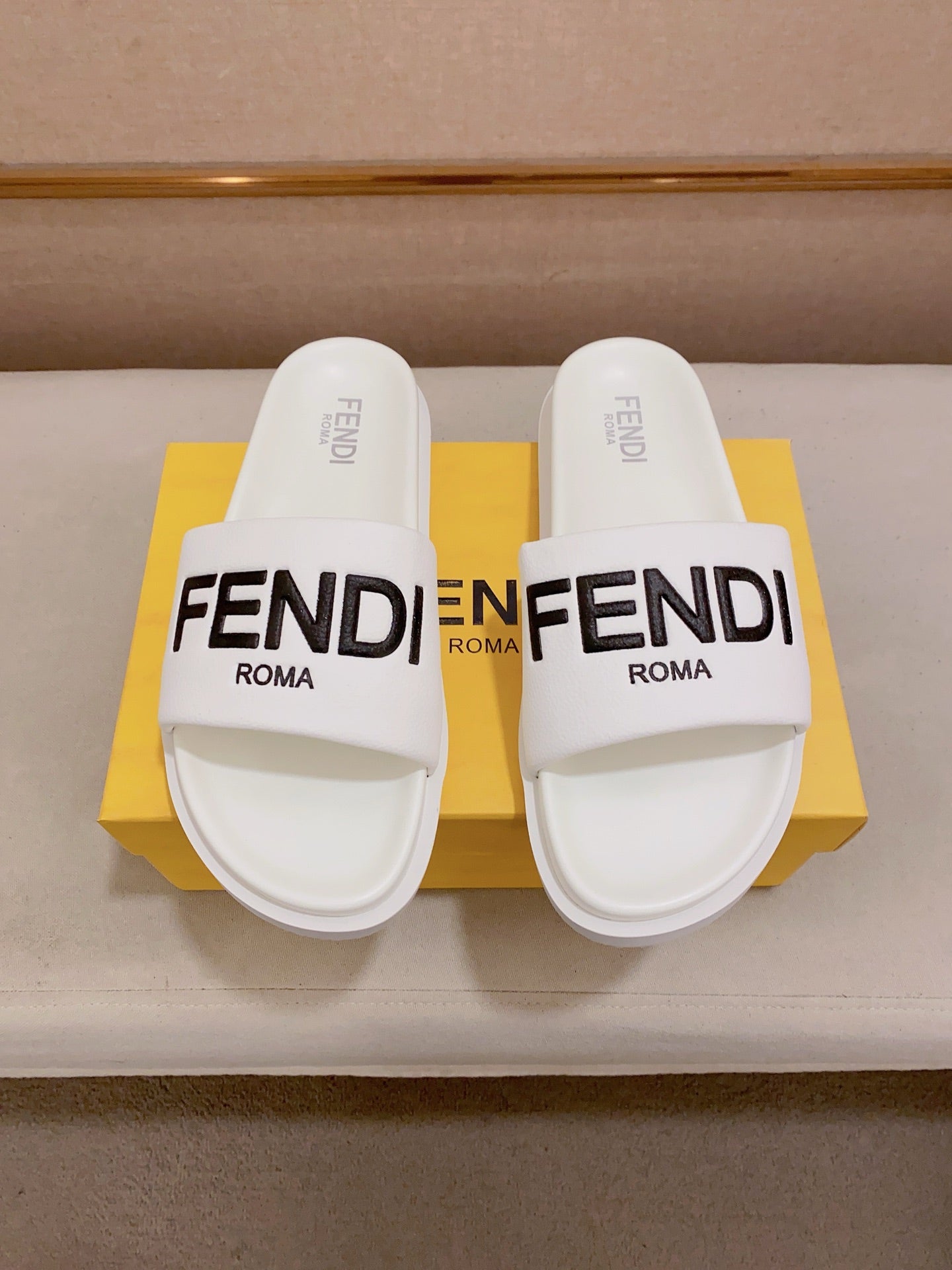 LuxluxHouse Best Quality Sandals Fendi