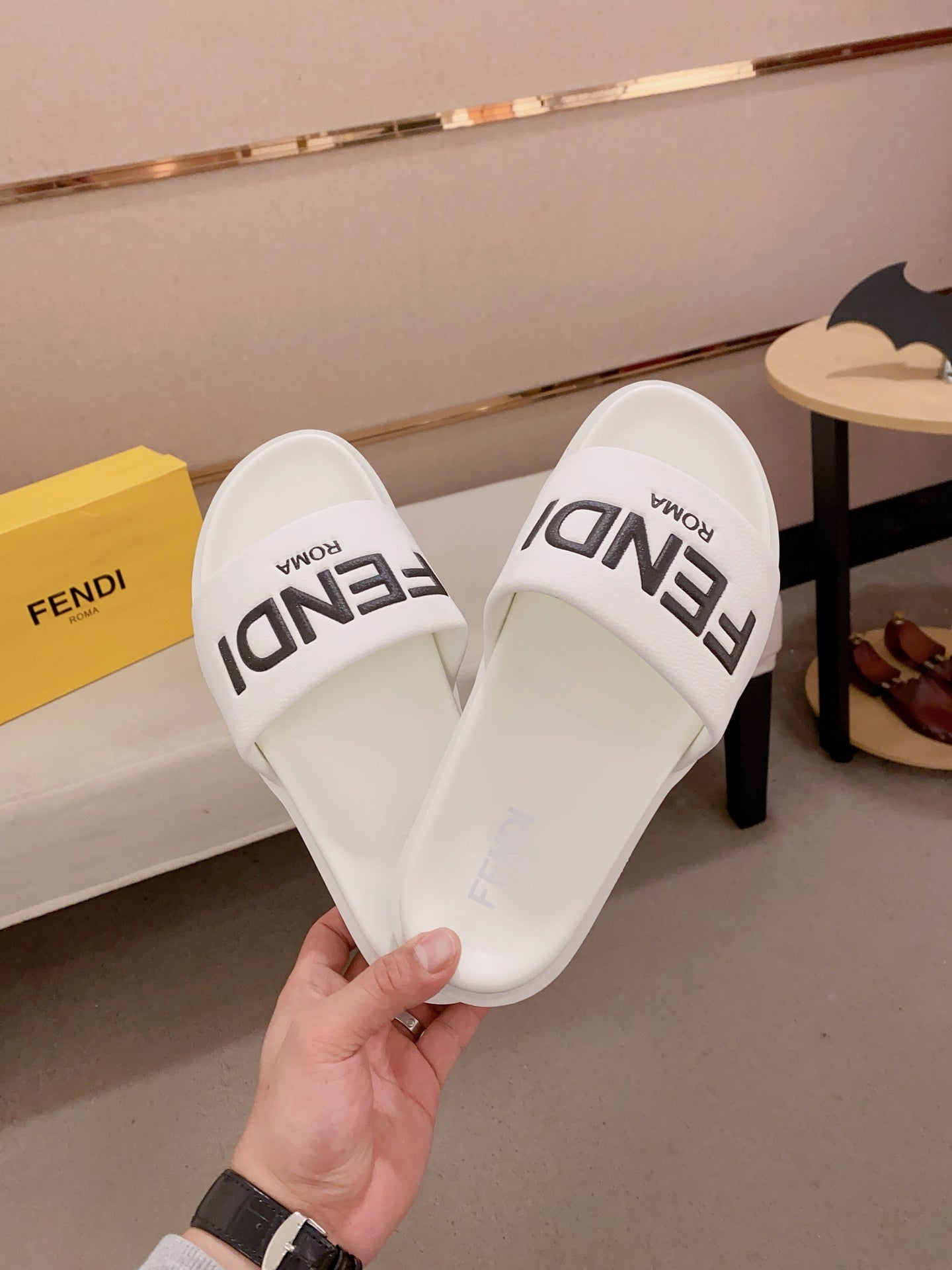 LuxluxHouse Best Quality Sandals Fendi