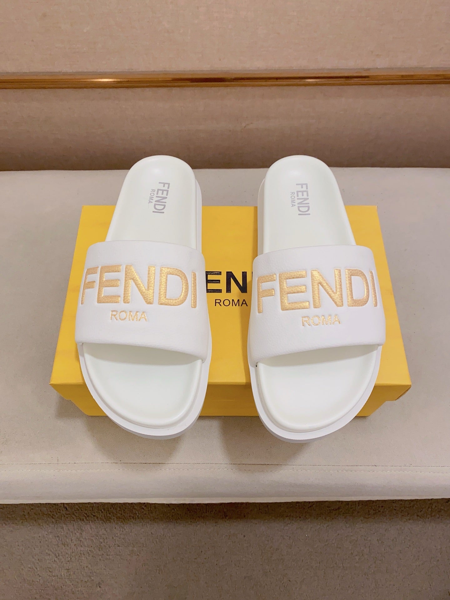 LuxluxHouse Best Quality Sandals Fendi
