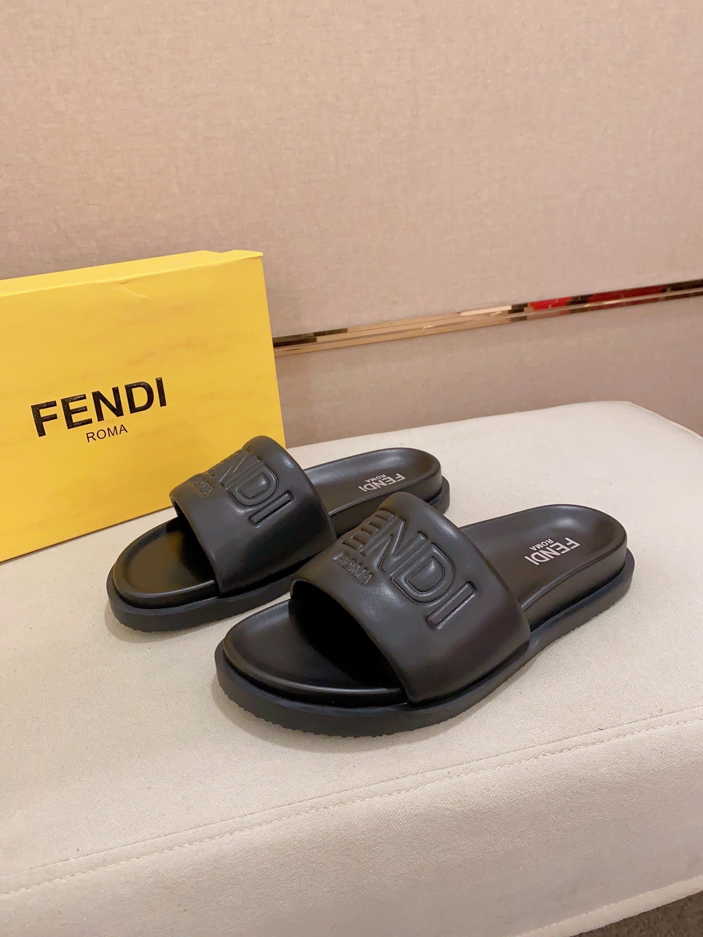 LuxluxHouse Best Quality Sandals Fendi
