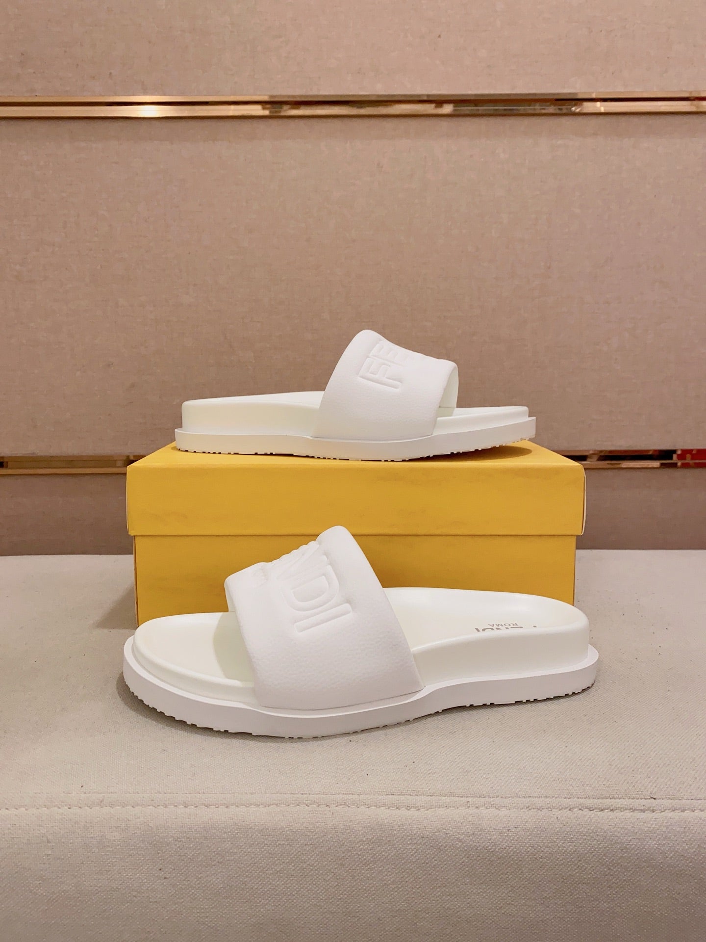 LuxluxHouse Best Quality Sandals Fendi