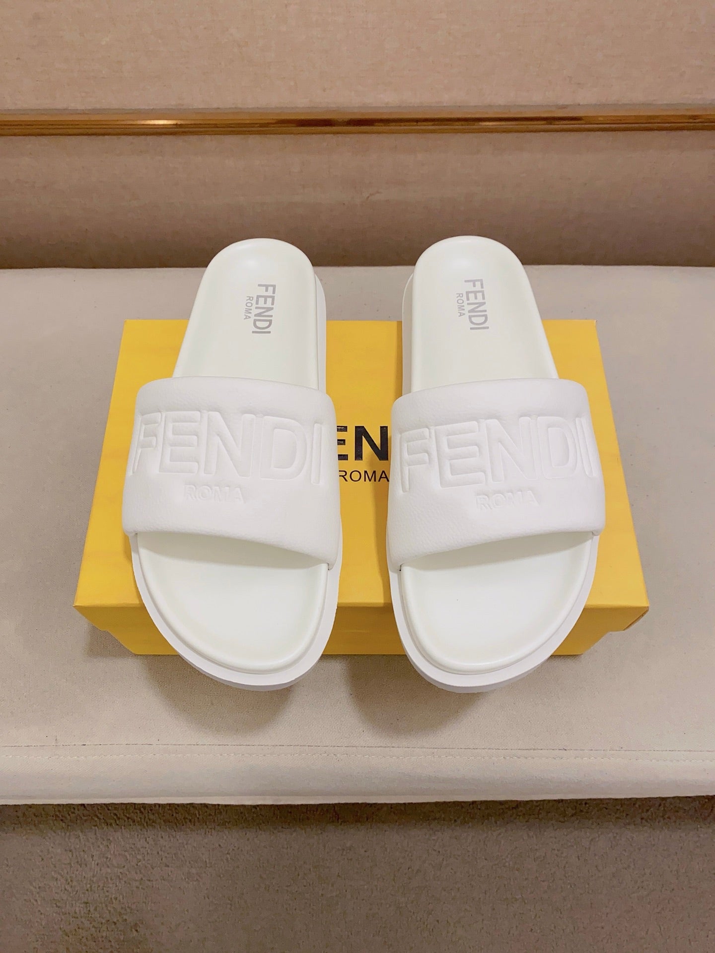 LuxluxHouse Best Quality Sandals Fendi