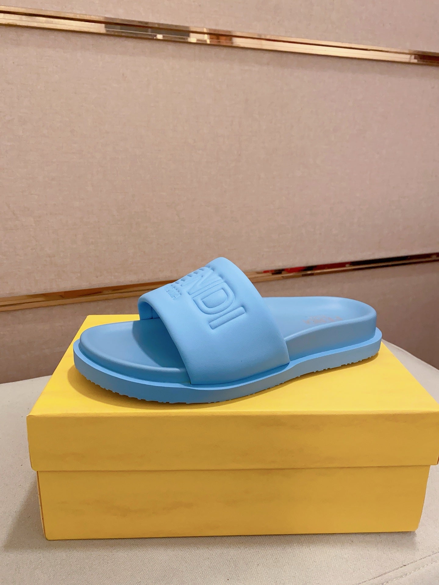 LuxluxHouse Best Quality Sandals Fendi