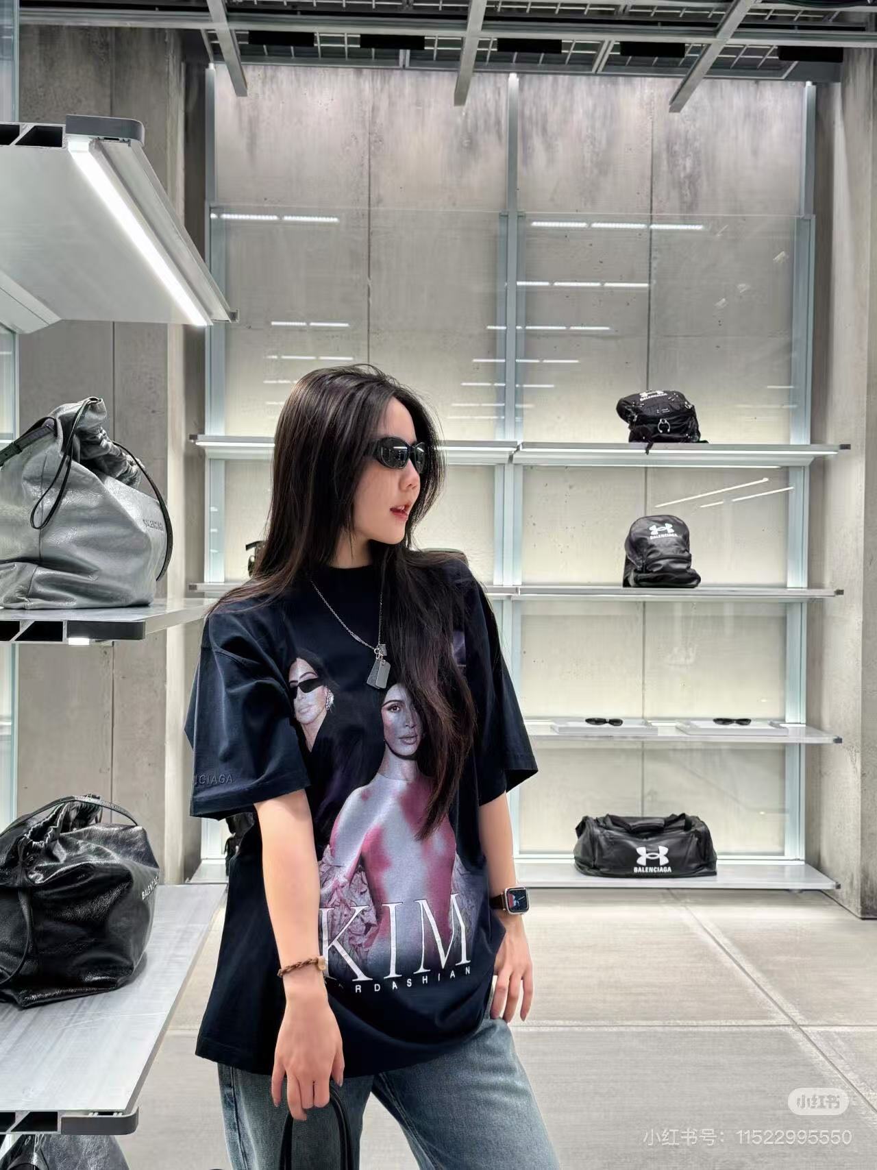 LuxluxHouse Best Quality Clothes Balenciaga T-shirt