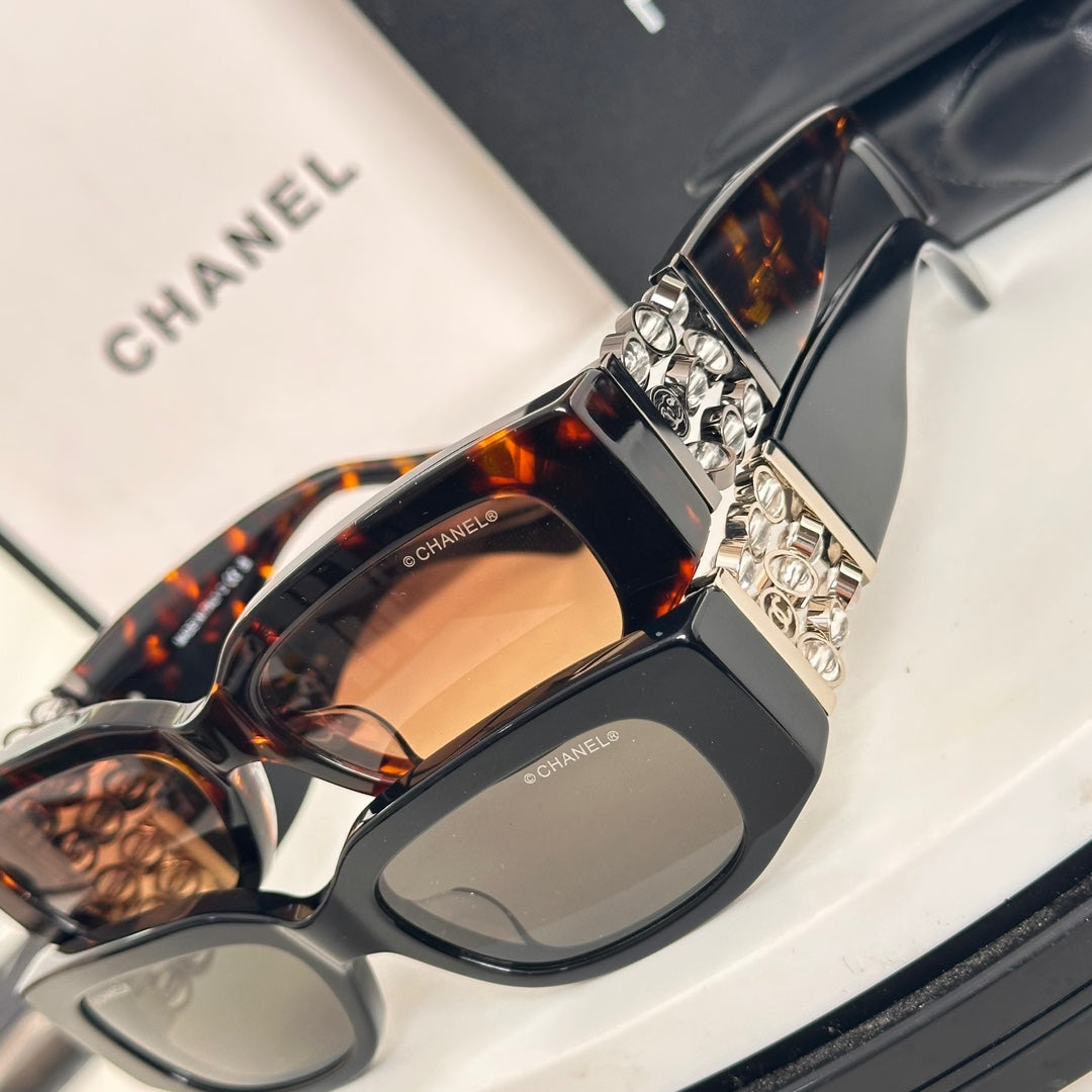 LuxluxHouse Best Quality Glasses Chanel