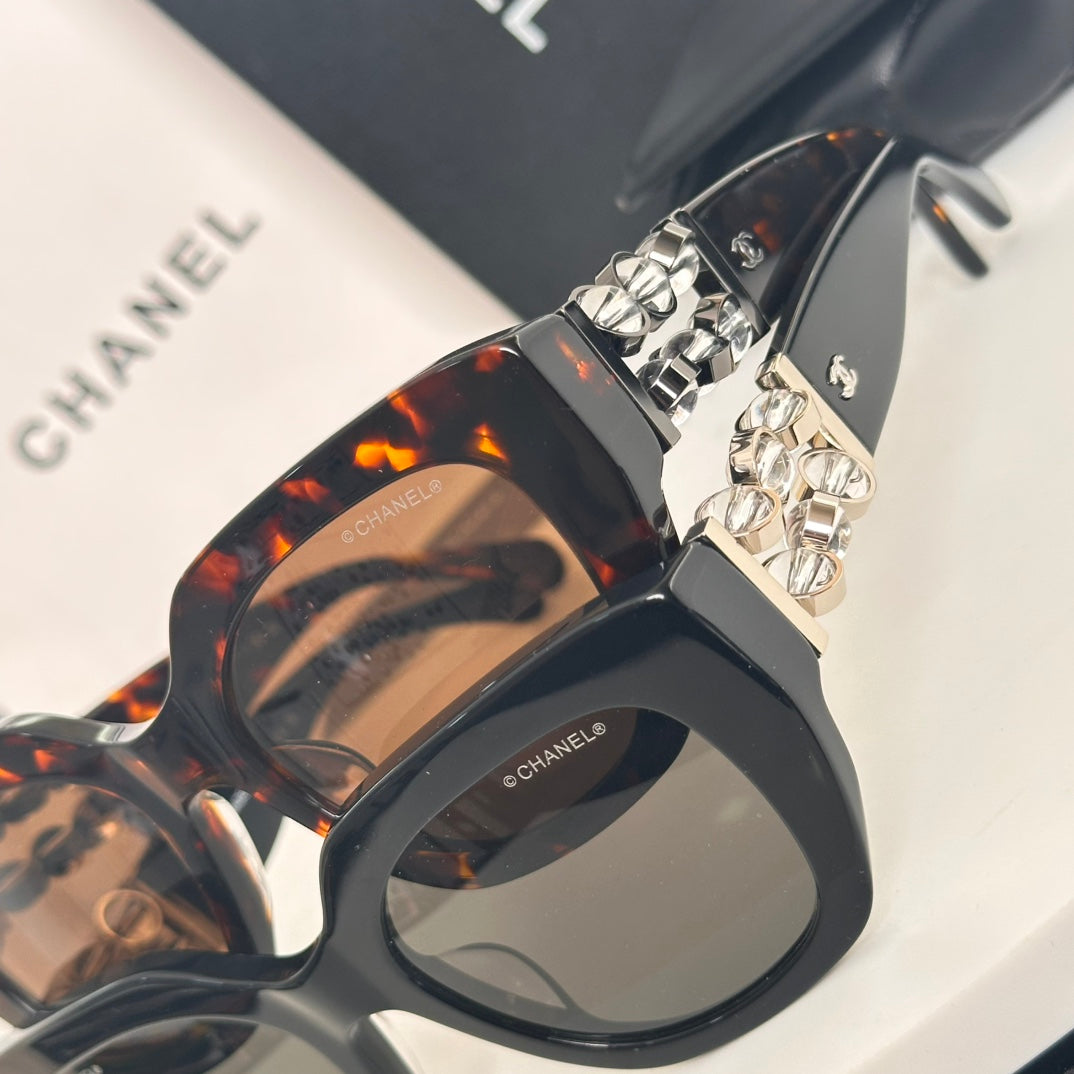 LuxluxHouse Best Quality Glasses Chanel