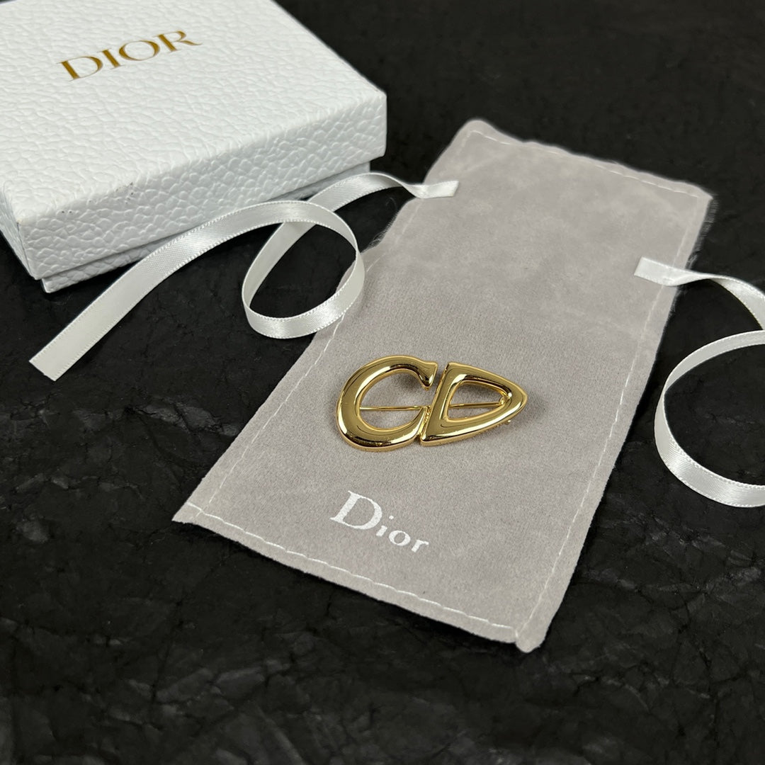 LuxluxHouse Best Quality Accessories Brooch Brooch Dior