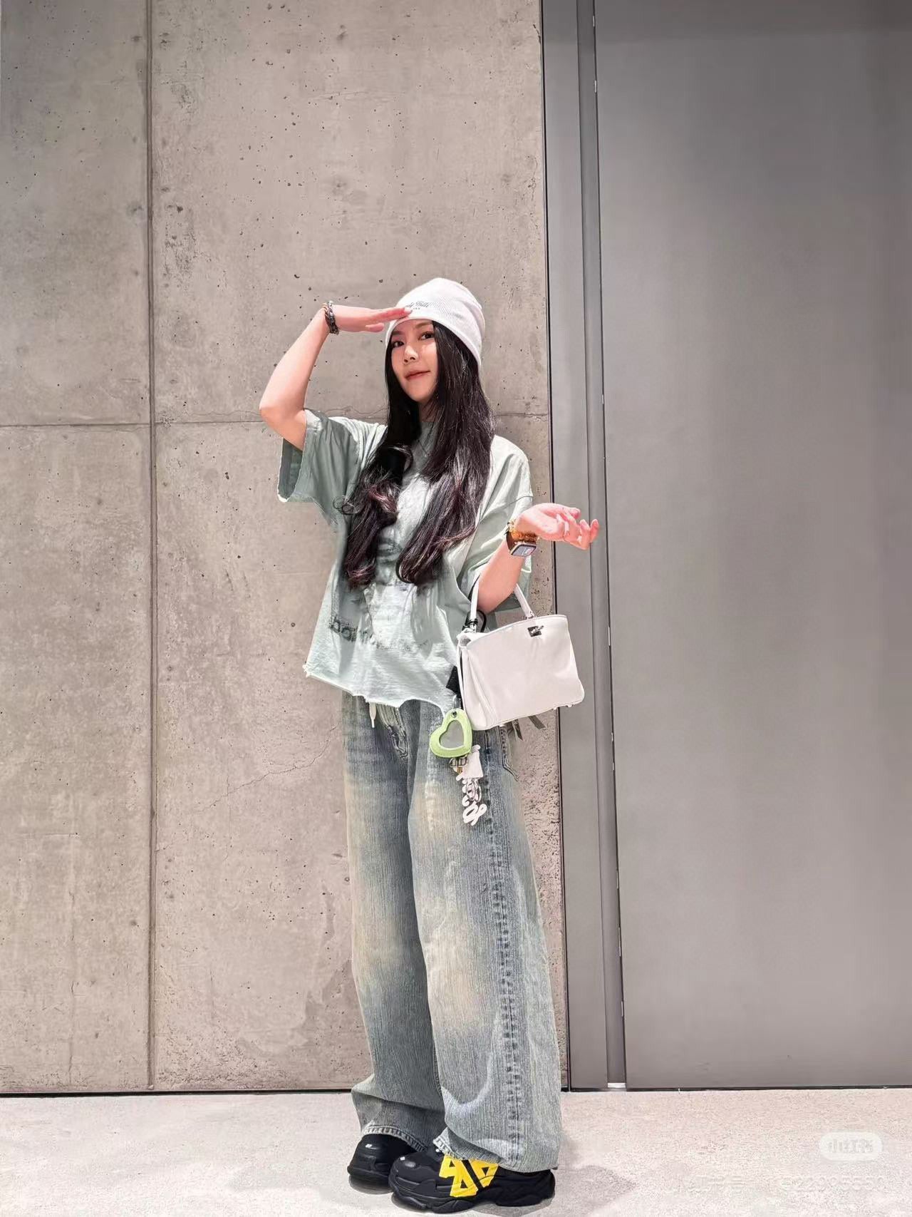 LuxluxHouse Best Quality Clothes Balenciaga T-shirt