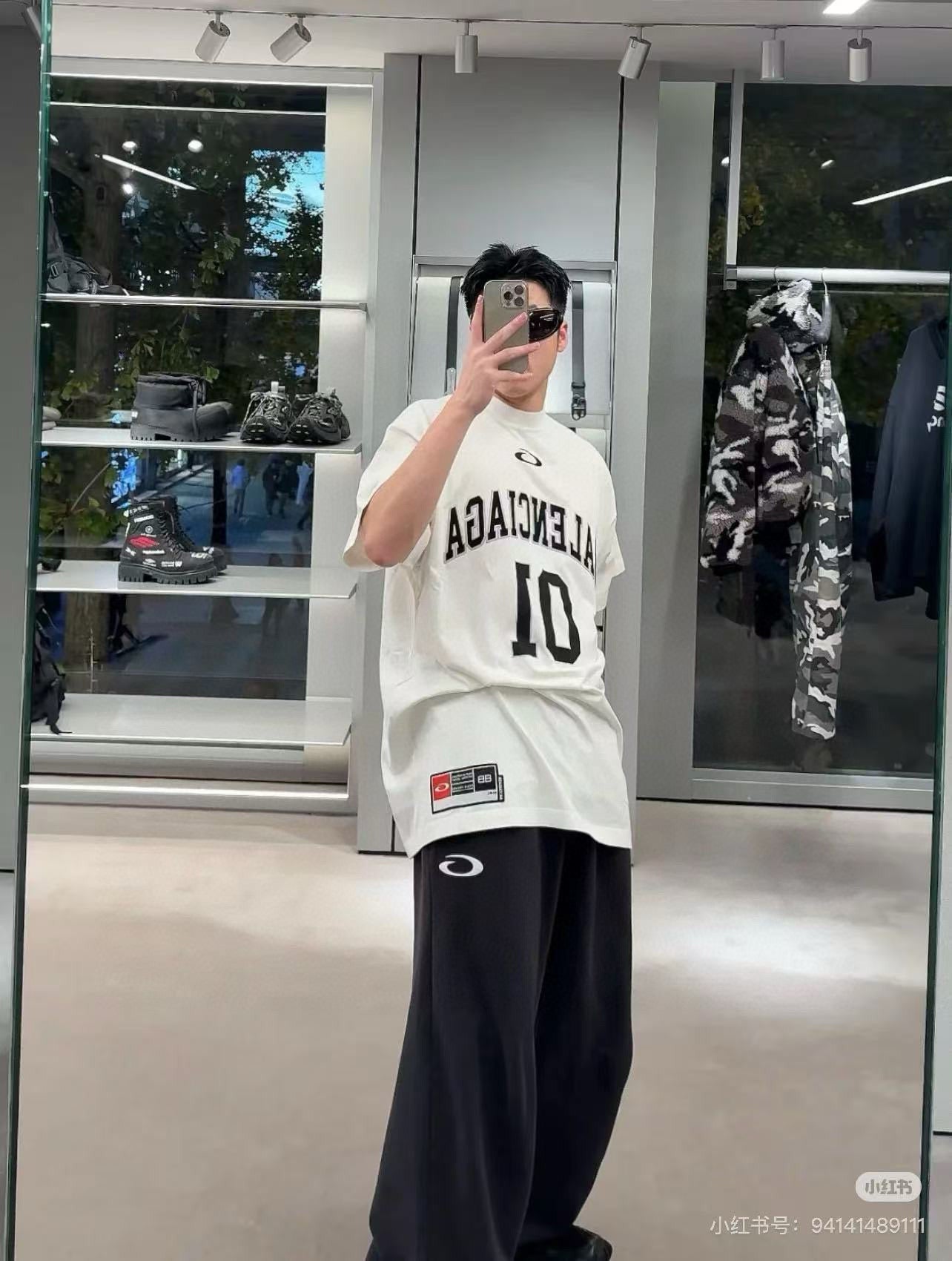 LuxluxHouse Best Quality Clothes Balenciaga T-shirt