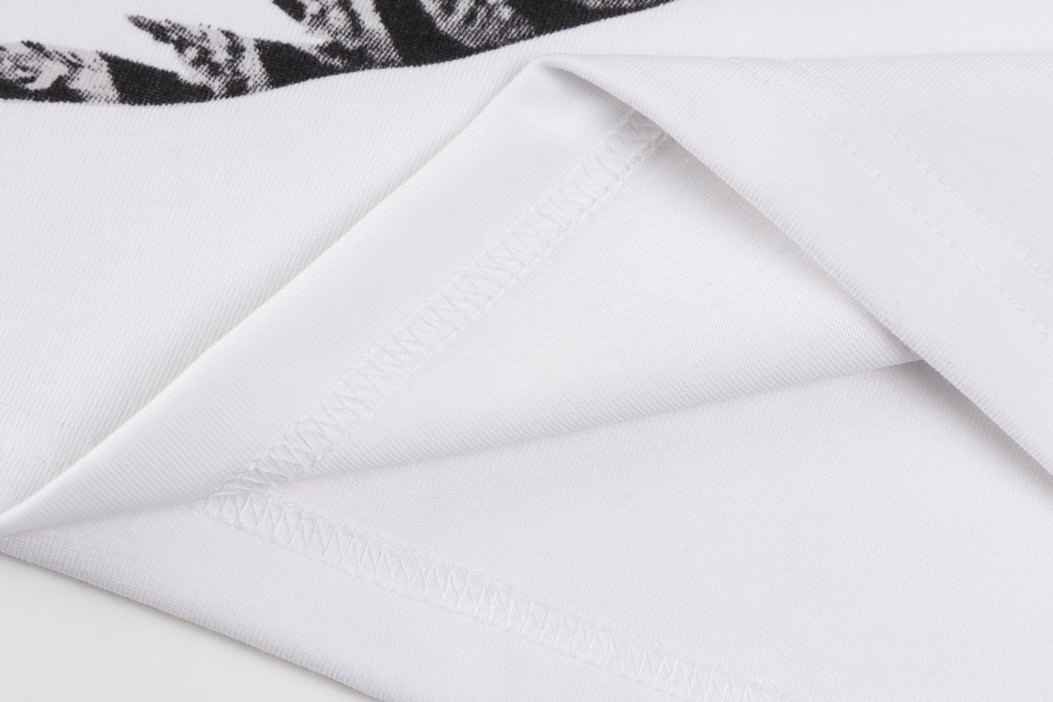 LuxluxHouse Best Quality Clothes T-shirt Loewe