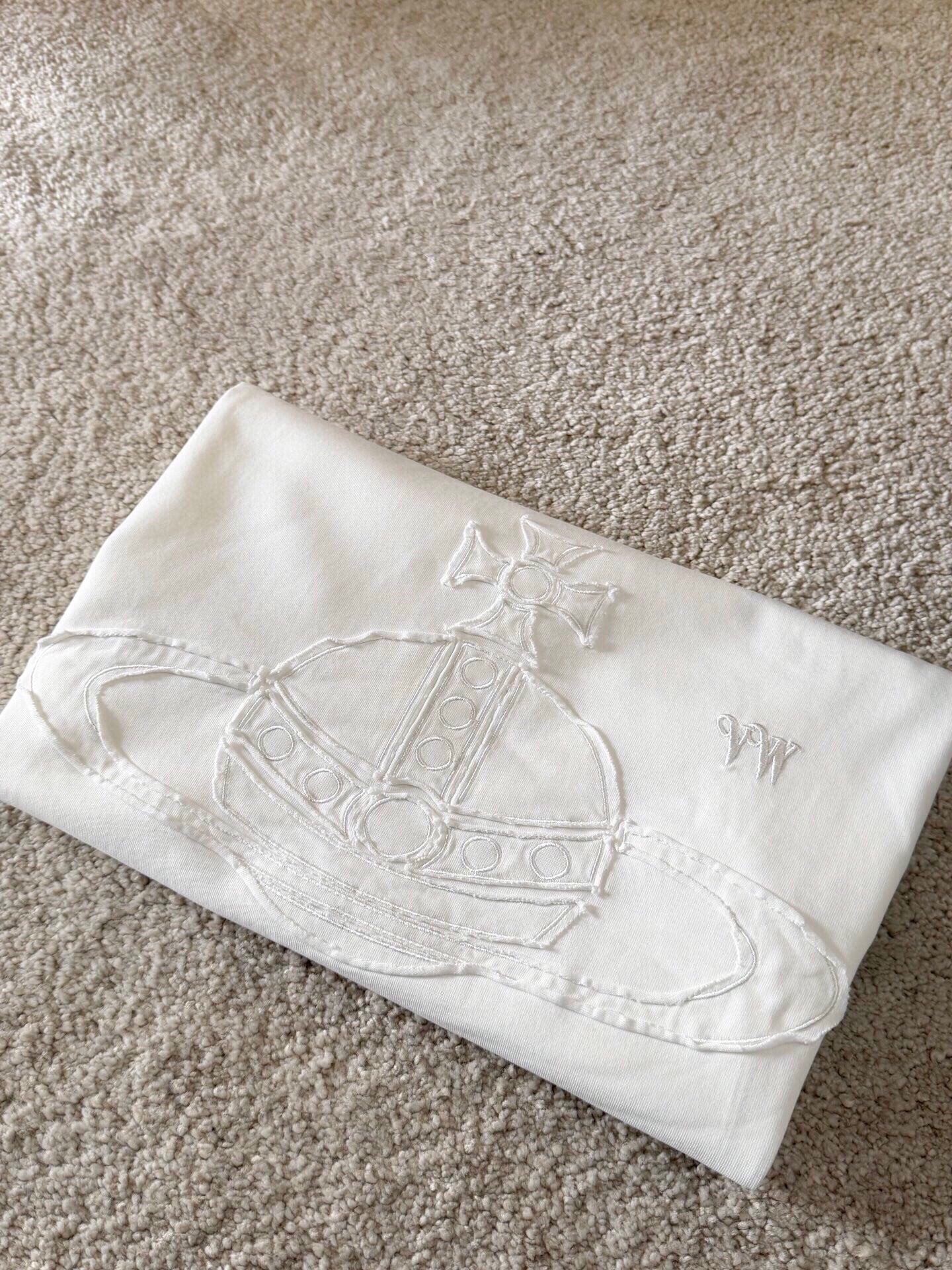 LuxluxHouse Best Quality Clothes T-shirt Vivienne Westwood