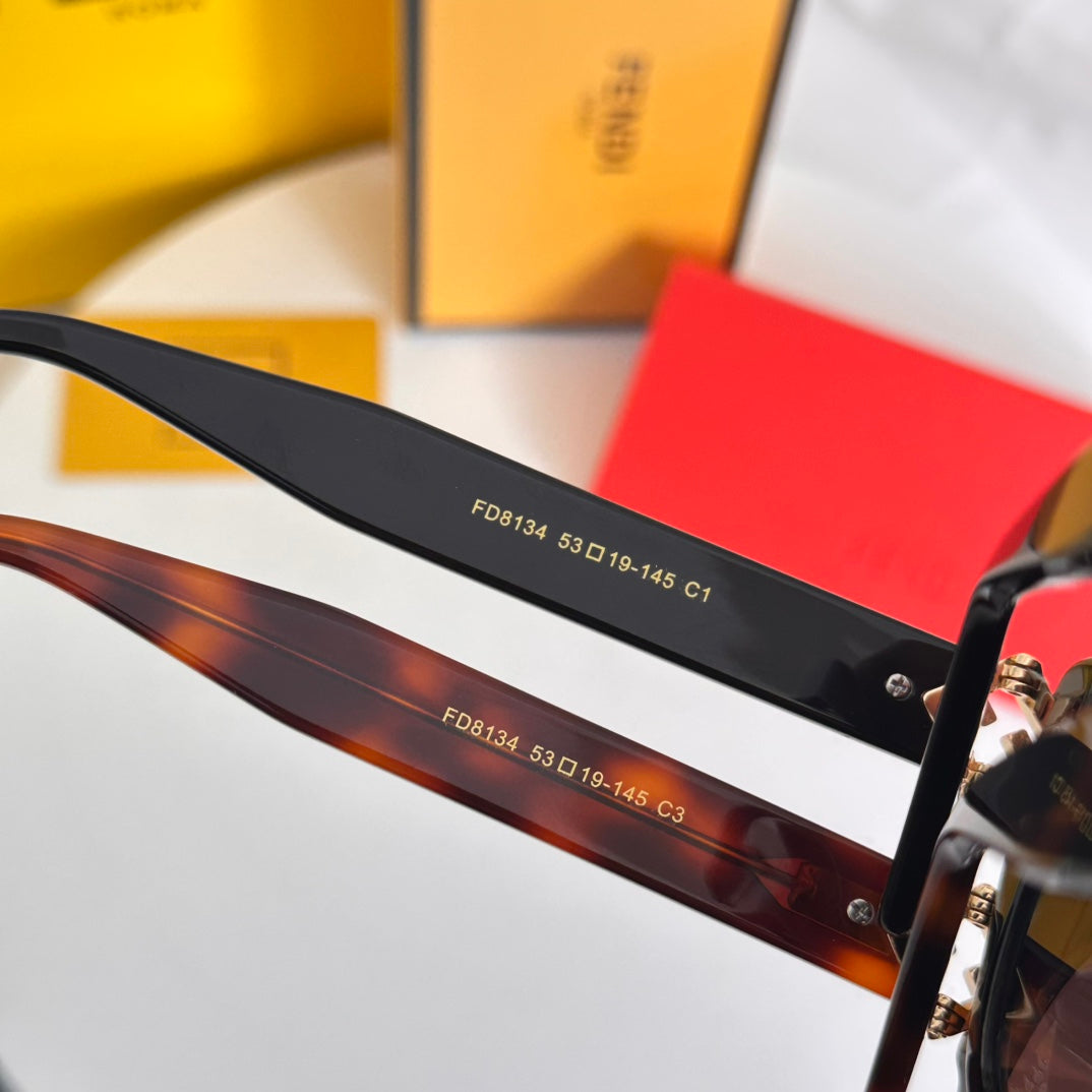 LuxluxHouse Best Quality Glasses Fendi