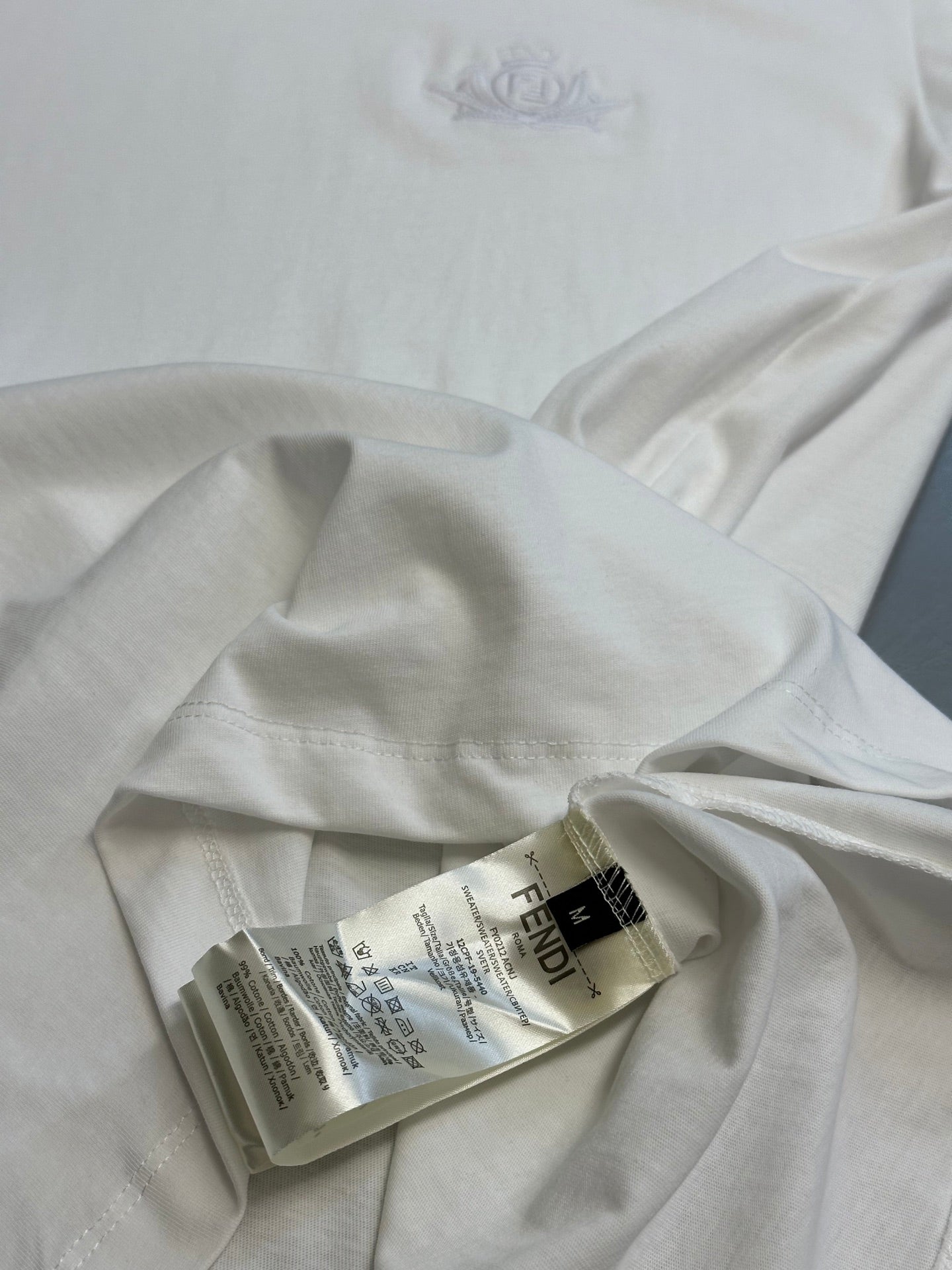 LuxluxHouse Best Quality Clothes Fendi T-shirt