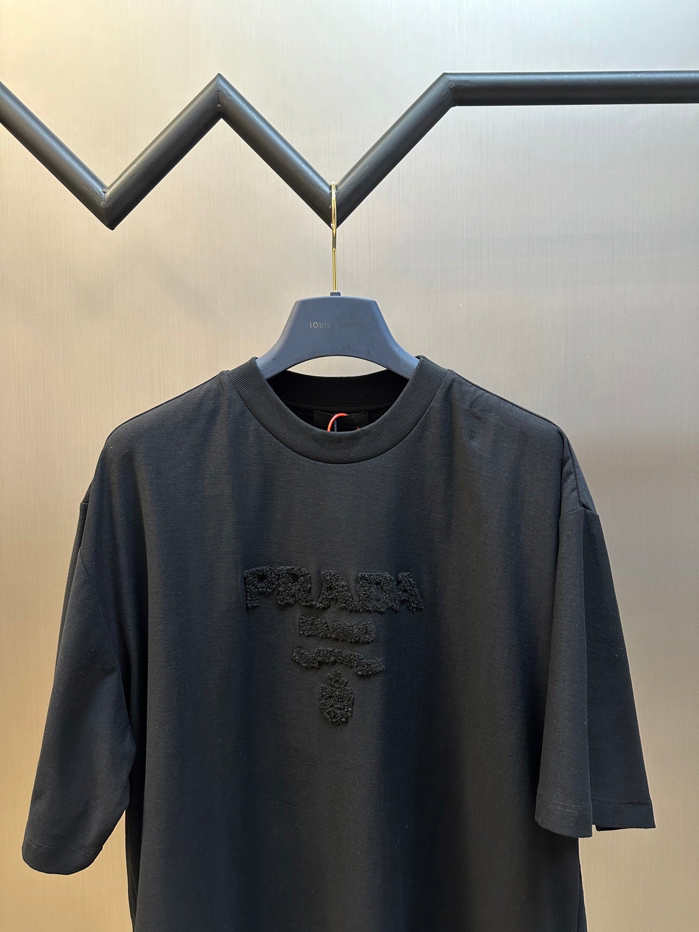 LuxluxHouse Best Quality Clothes T-shirt Prada
