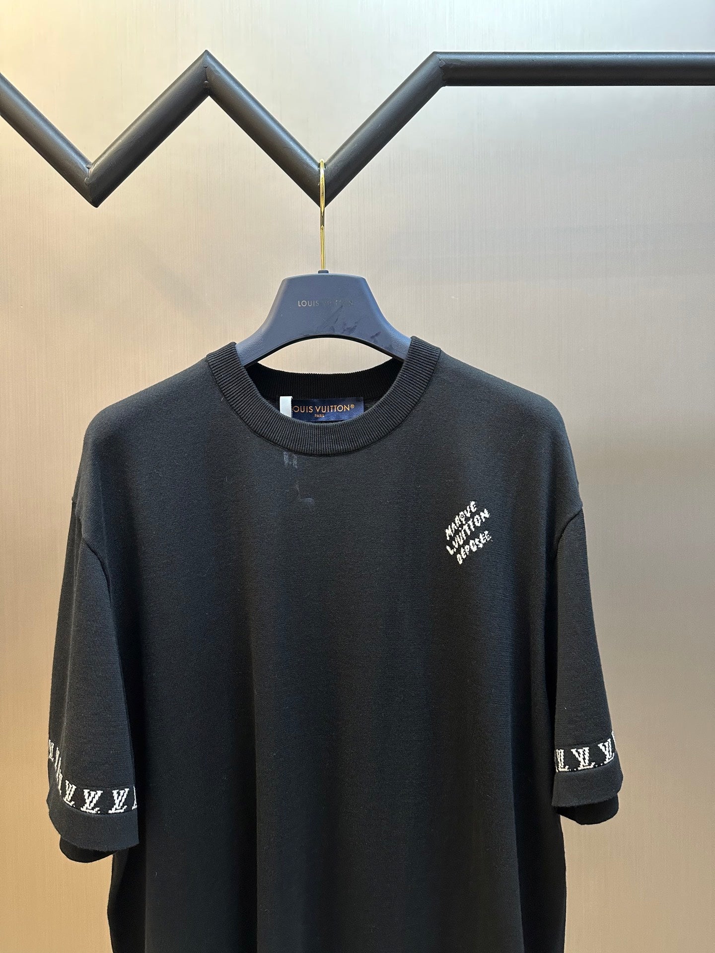 LuxluxHouse Best Quality Clothes T-shirt Louis Vuitton