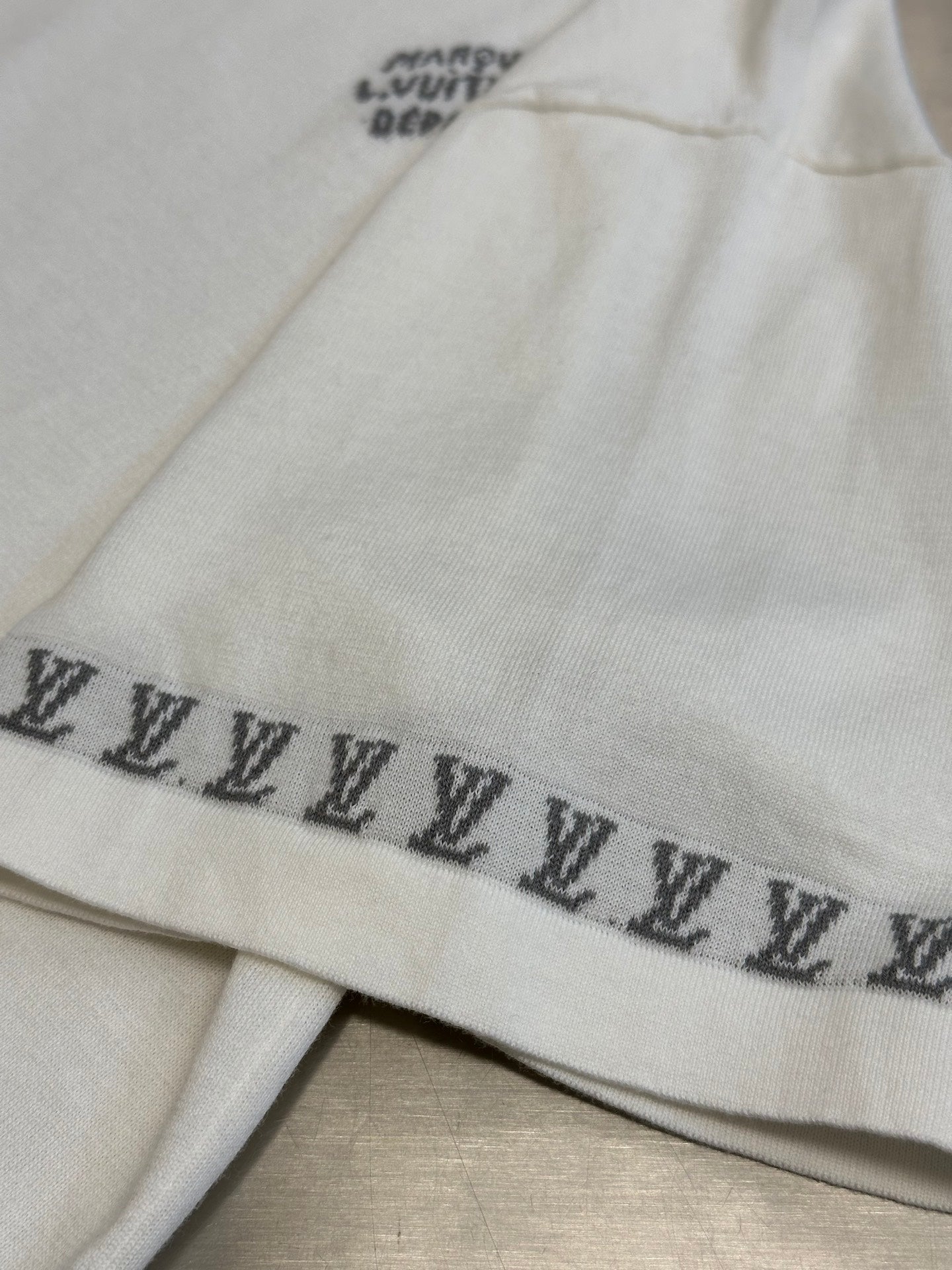 LuxluxHouse Best Quality Clothes T-shirt Louis Vuitton