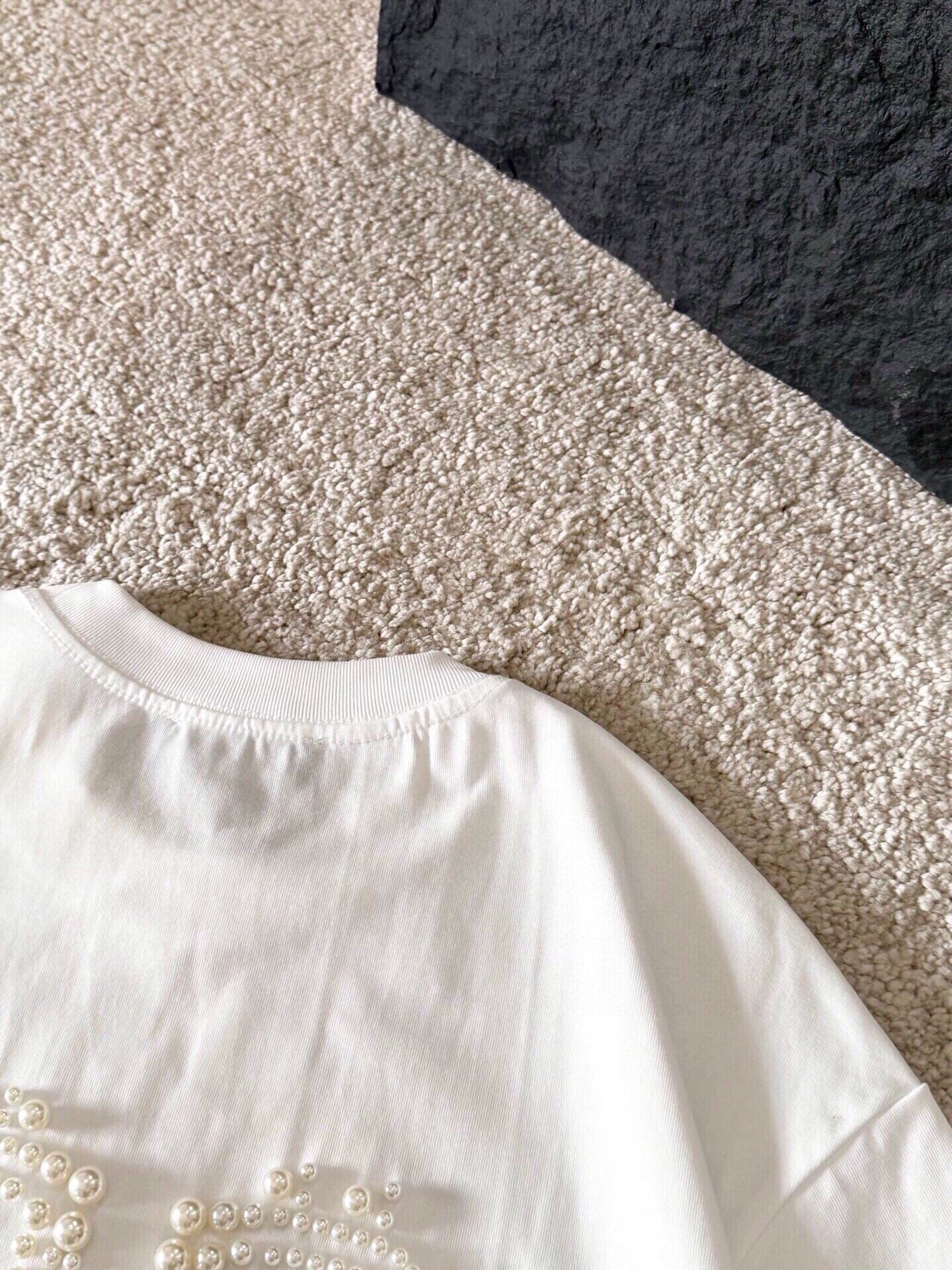 LuxluxHouse Best Quality Clothes Balenciaga T-shirt