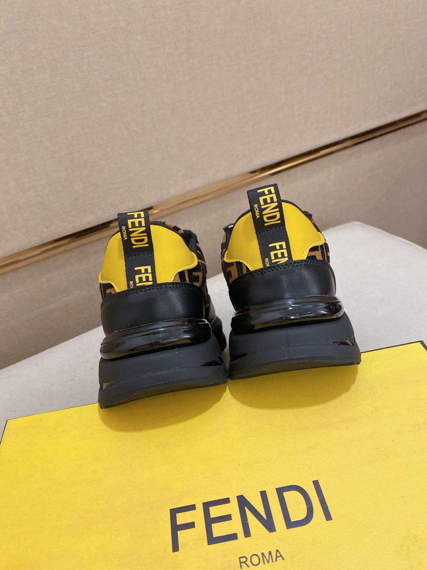 LuxluxHouse Best Quality Shoes Fendi