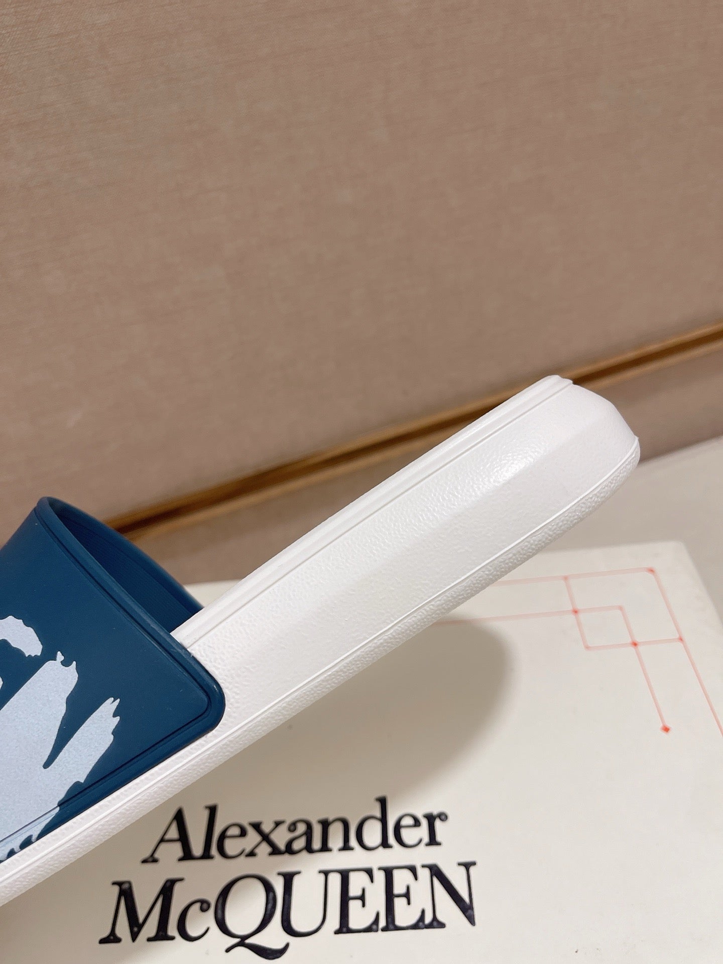 LuxluxHouse Best Quality Sandals Alexander McQueen