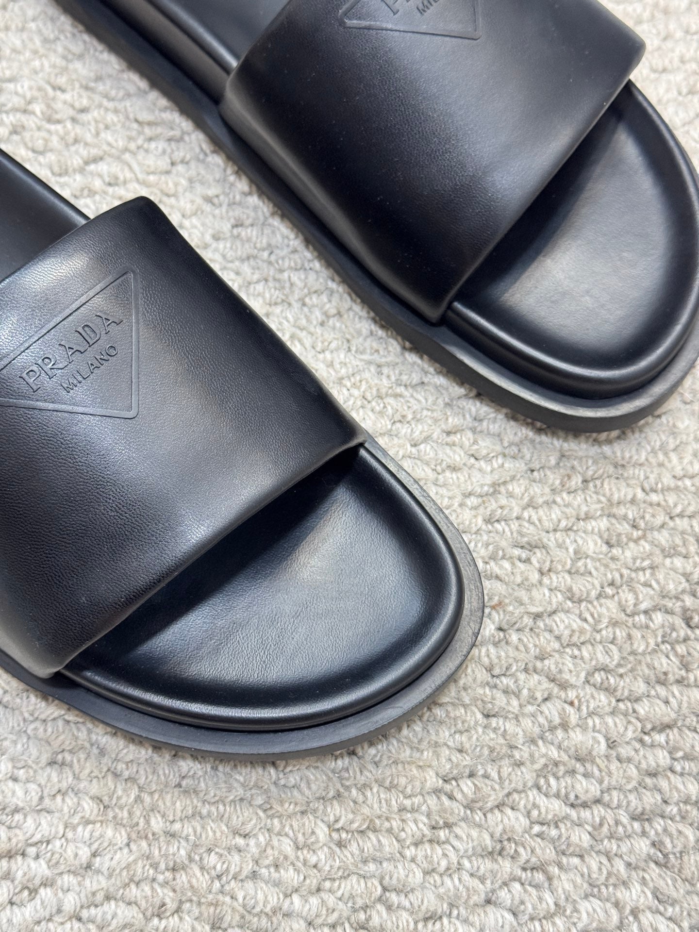 LuxluxHouse Best Quality Sandals Prada