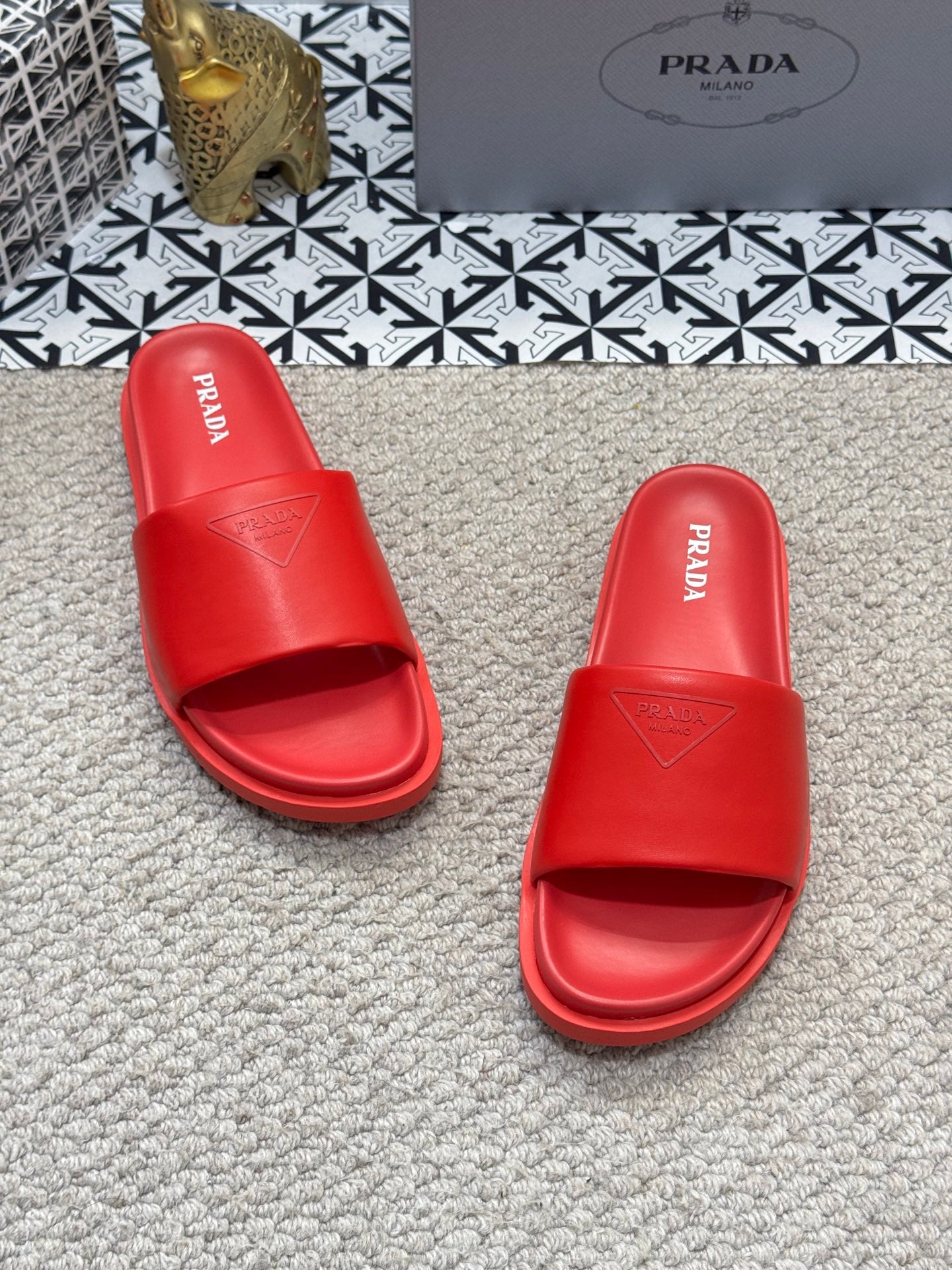 LuxluxHouse Best Quality Sandals Prada