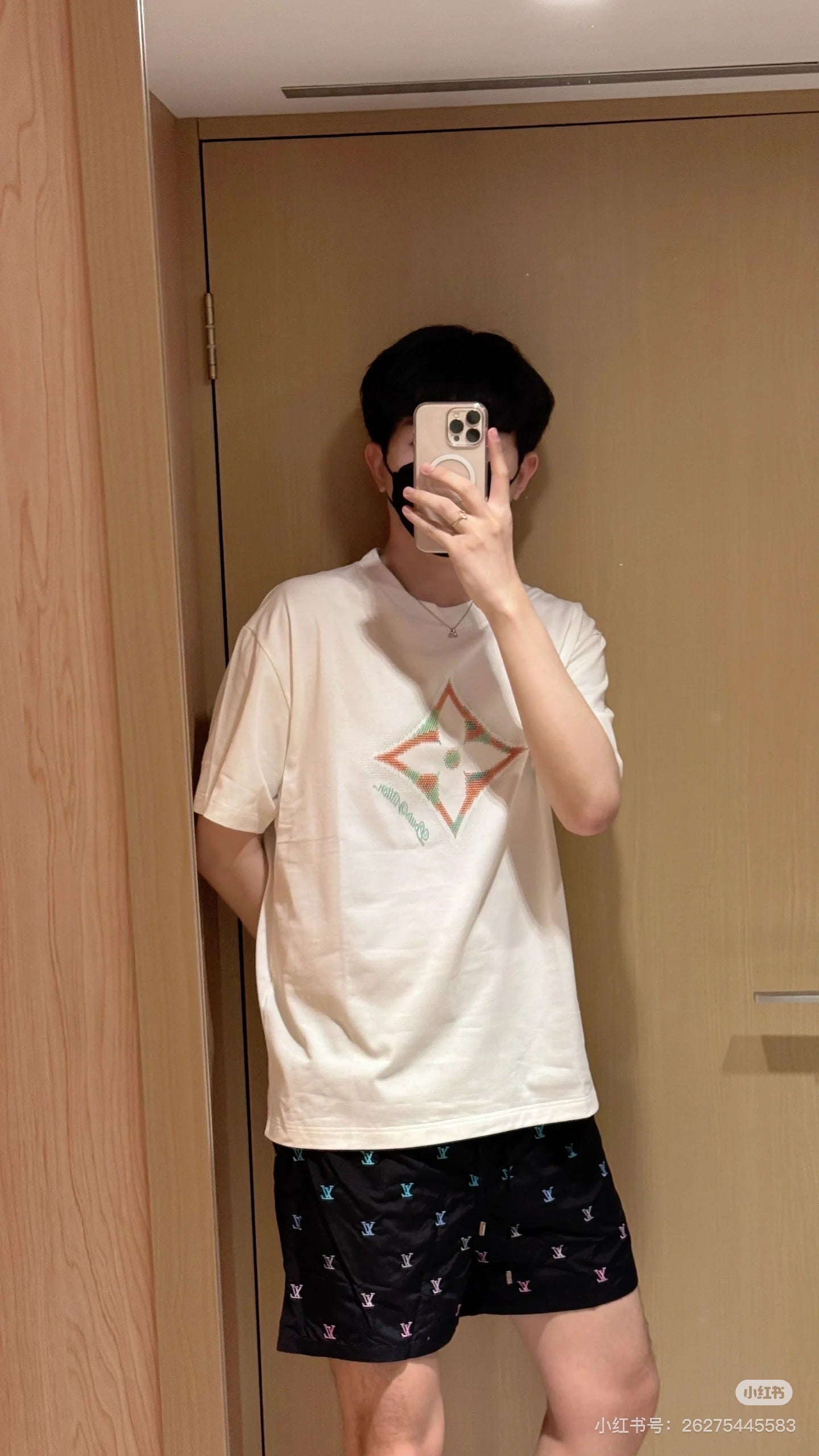 LuxluxHouse Best Quality Clothes T-shirt Louis Vuitton