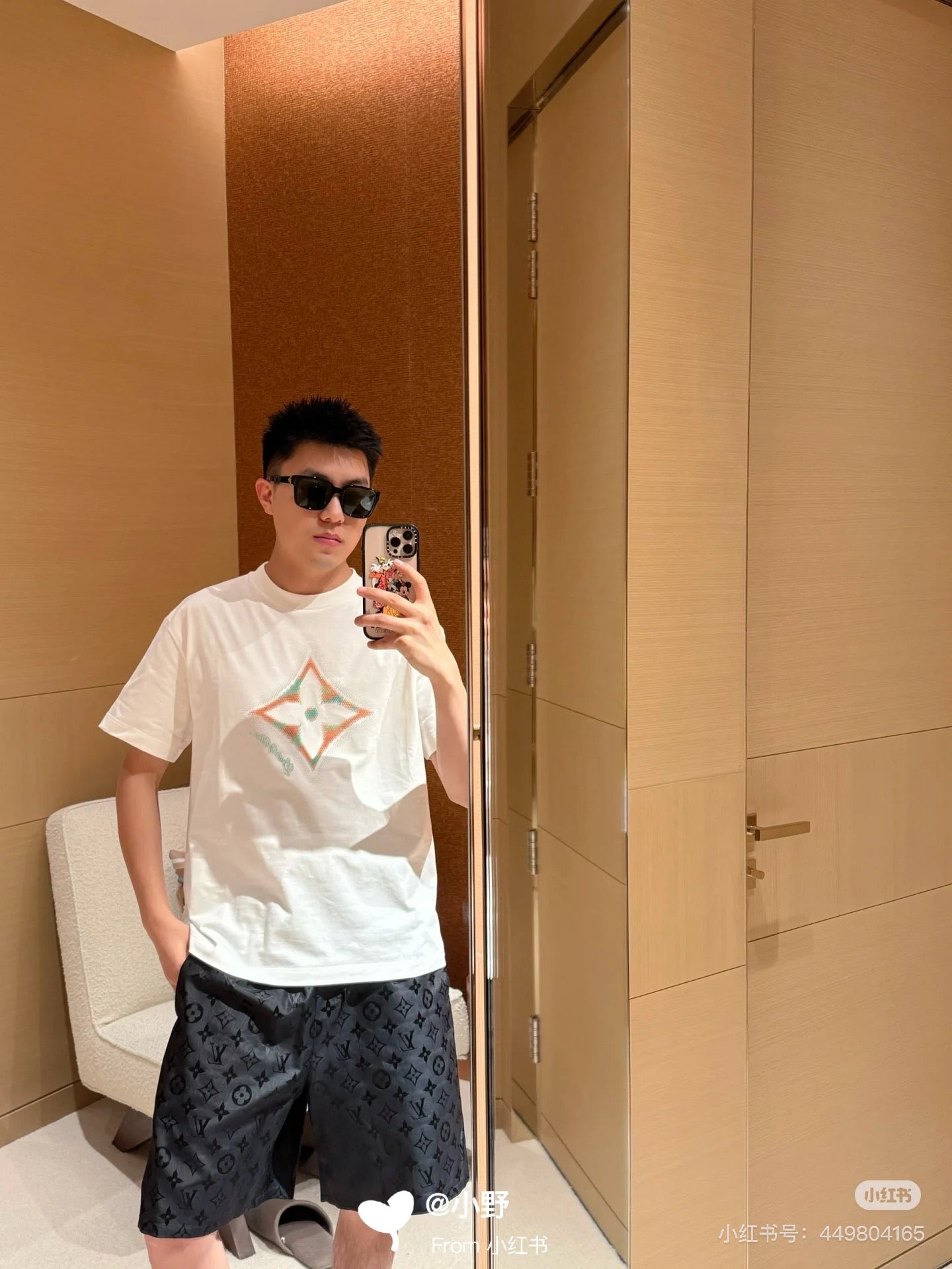 LuxluxHouse Best Quality Clothes T-shirt Louis Vuitton