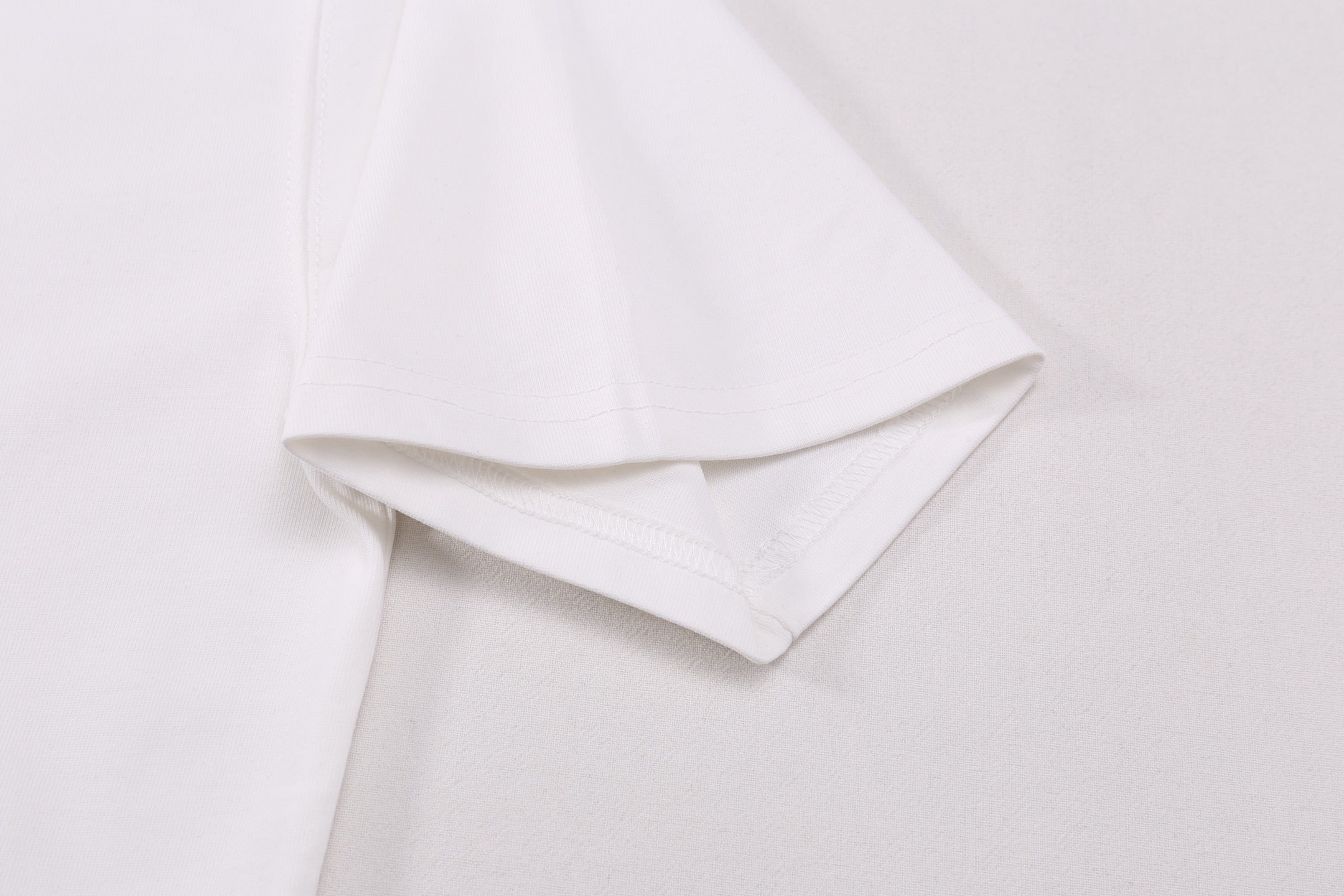 LuxluxHouse Best Quality Clothes T-shirt Arcteryx