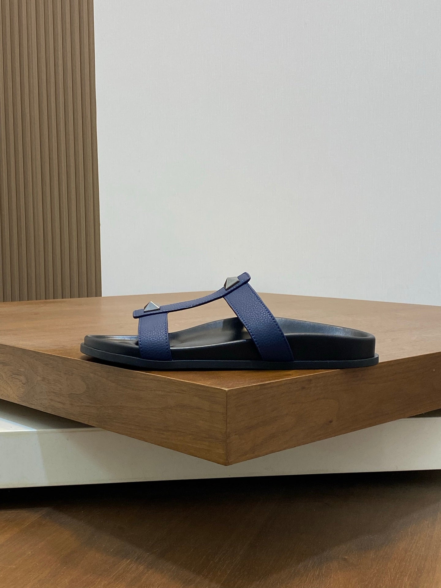 LuxluxHouse Best Quality Sandals Valentino