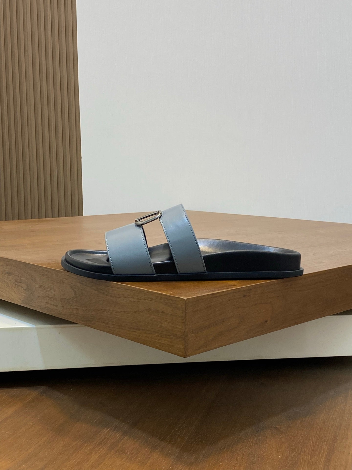 LuxluxHouse Best Quality Sandals Valentino