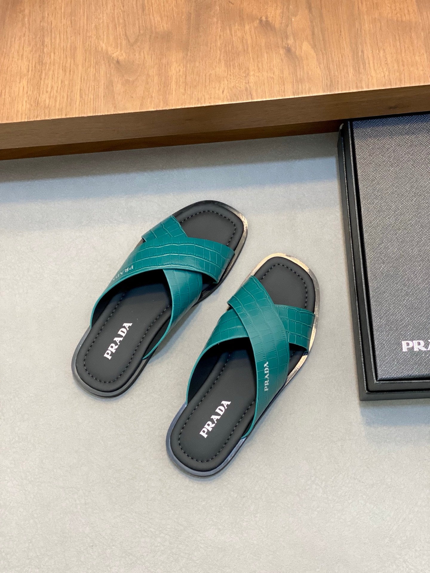 LuxluxHouse Best Quality Sandals Prada