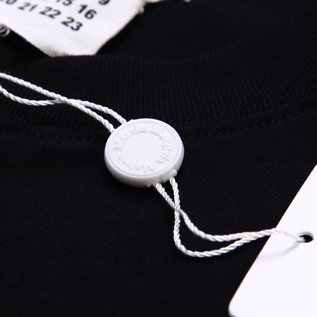 LuxluxHouse Best Quality Clothes T-shirt Chanel & Maison Margiela