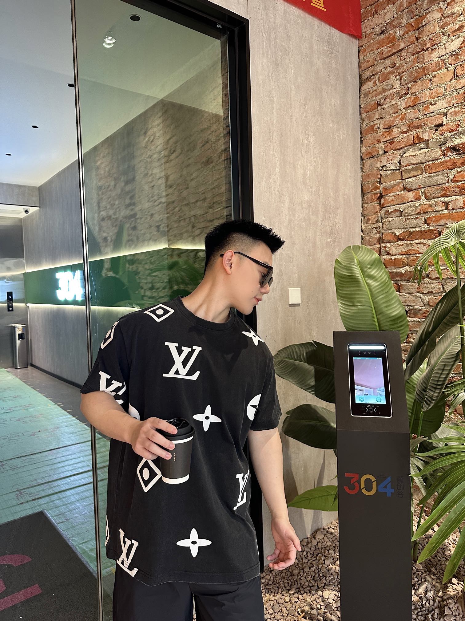 LuxluxHouse Best Quality Clothes T-shirt Louis Vuitton